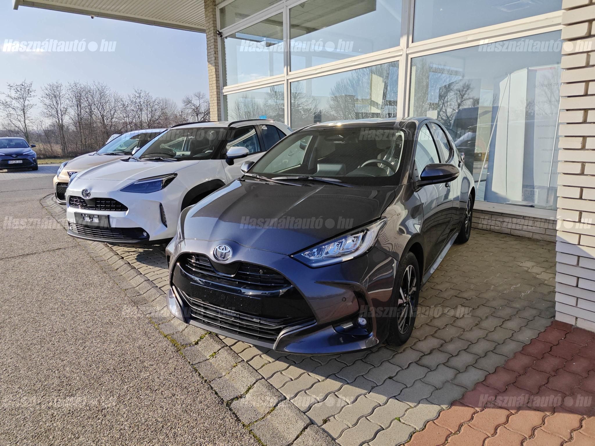 TOYOTA YARIS 2025 - 1