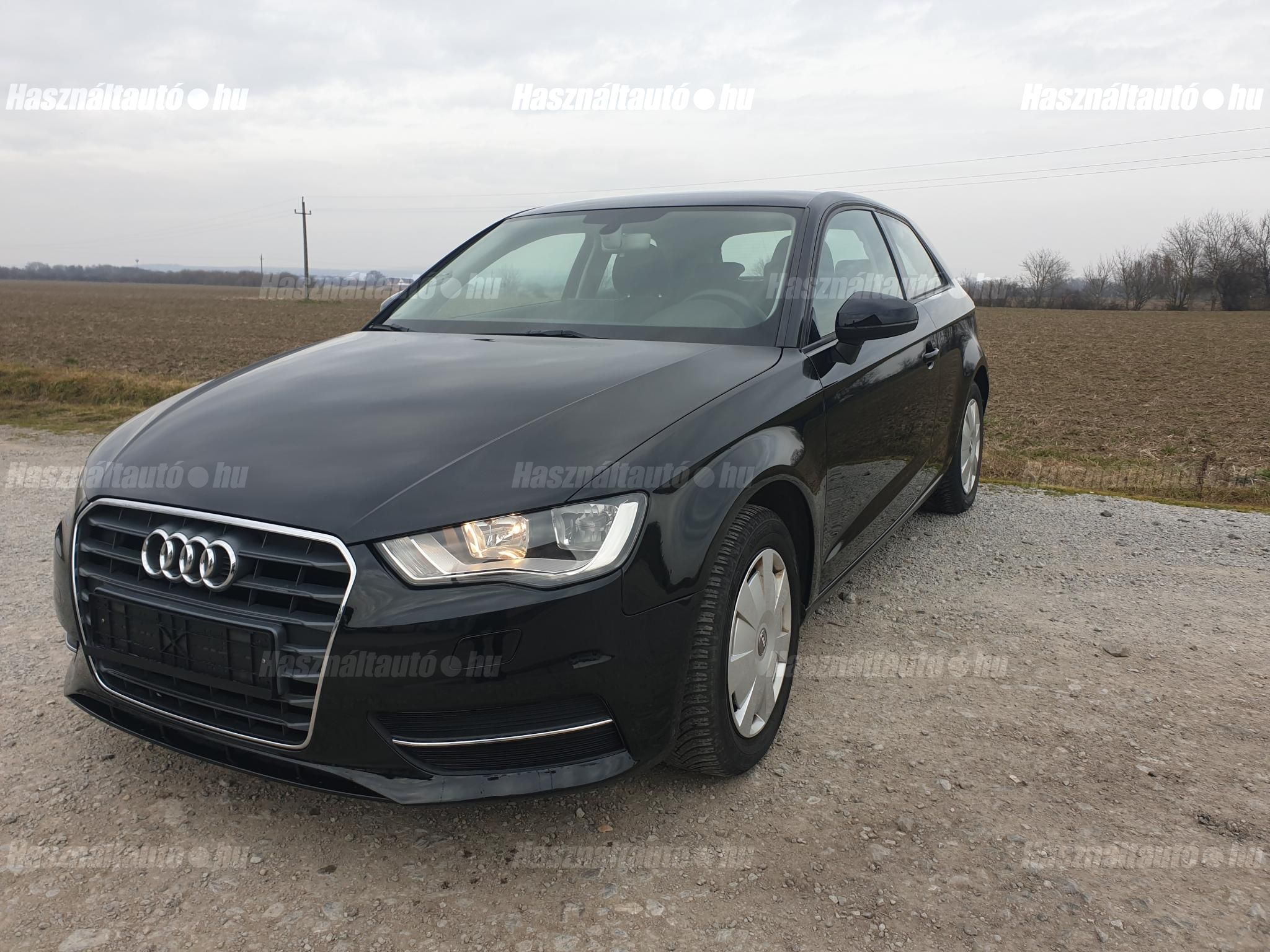 AUDI A3 2015/6 - 1