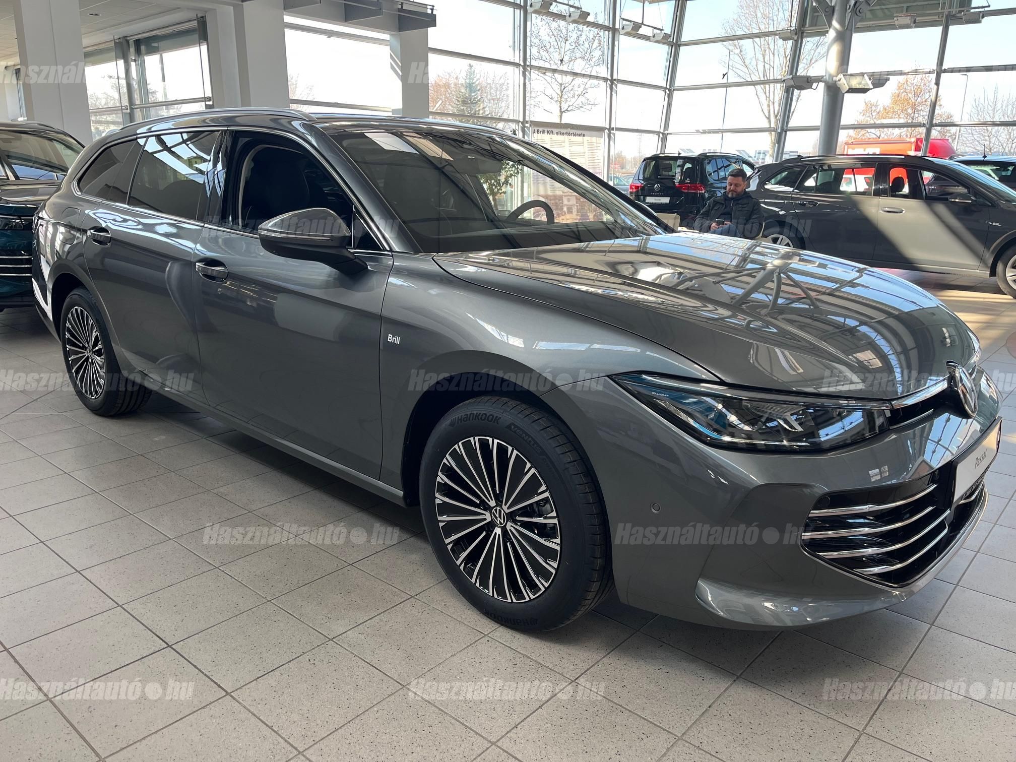 VOLKSWAGEN PASSAT 2025 - 1