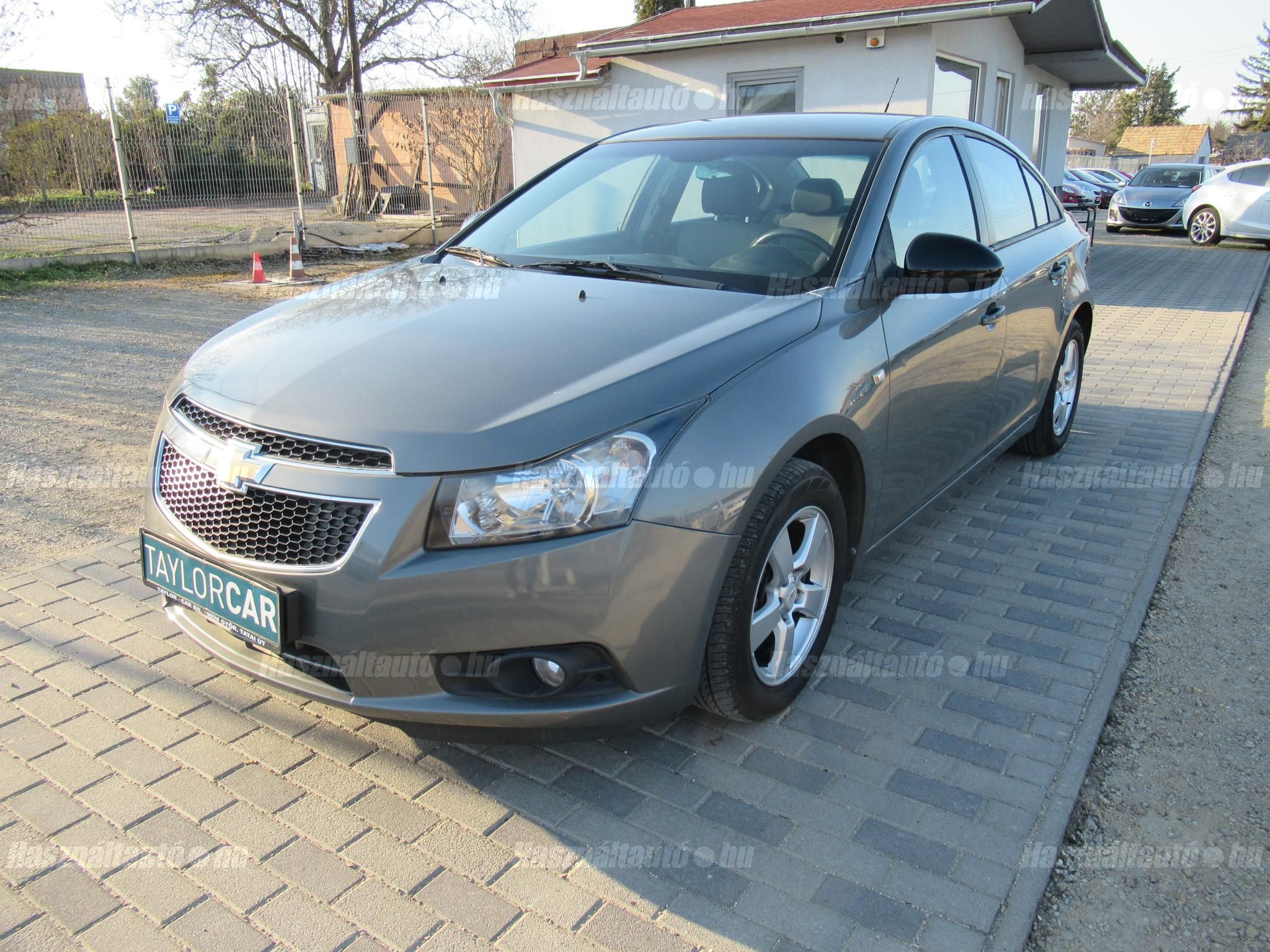 CHEVROLET CRUZE 2011/6 - 1
