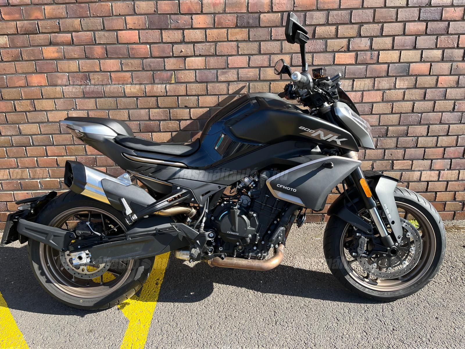 CFMOTO 800 NK 2025/1 - 1