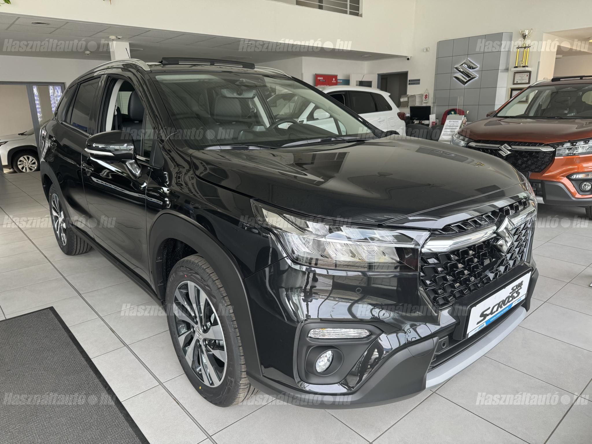 SUZUKI S-CROSS 2025 - 1