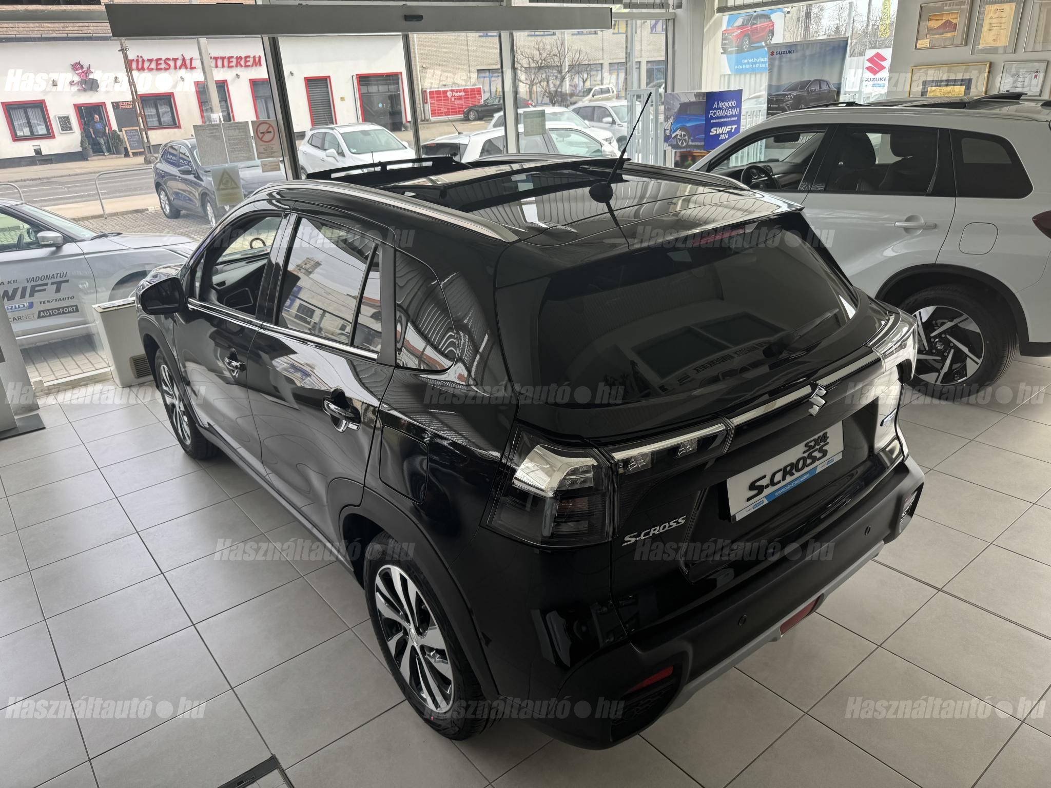 SUZUKI S-CROSS 2025 - 1