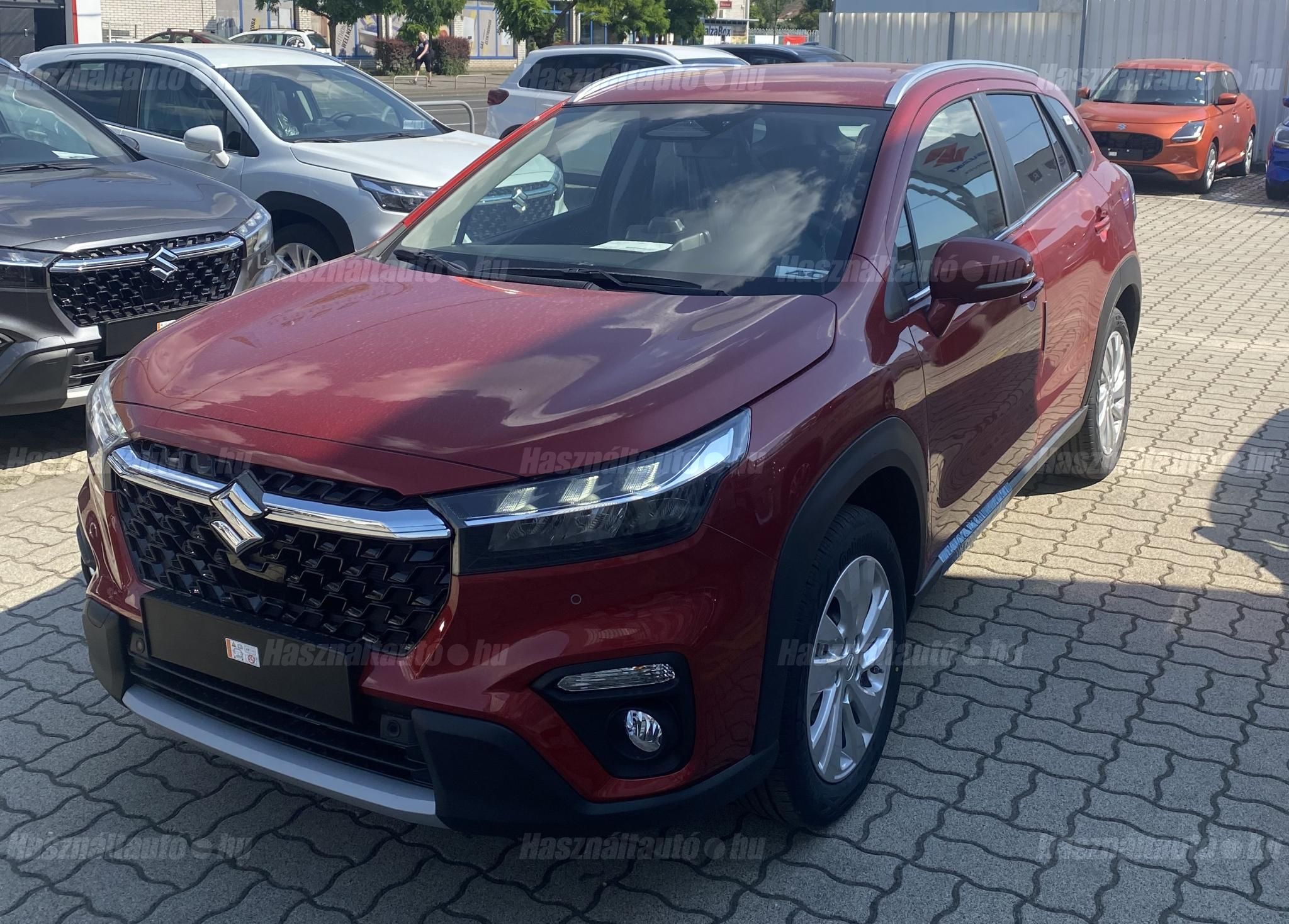 SUZUKI S-CROSS 2025 - 1
