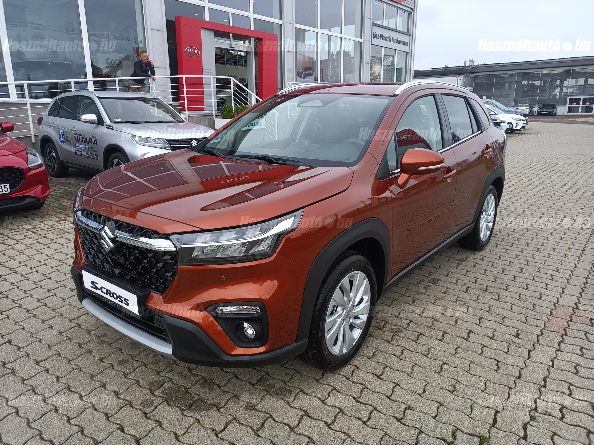 SUZUKI S-CROSS 2025 - 1