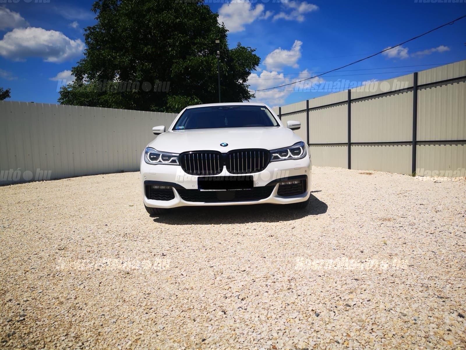 BMW 750 2016/11 - 1