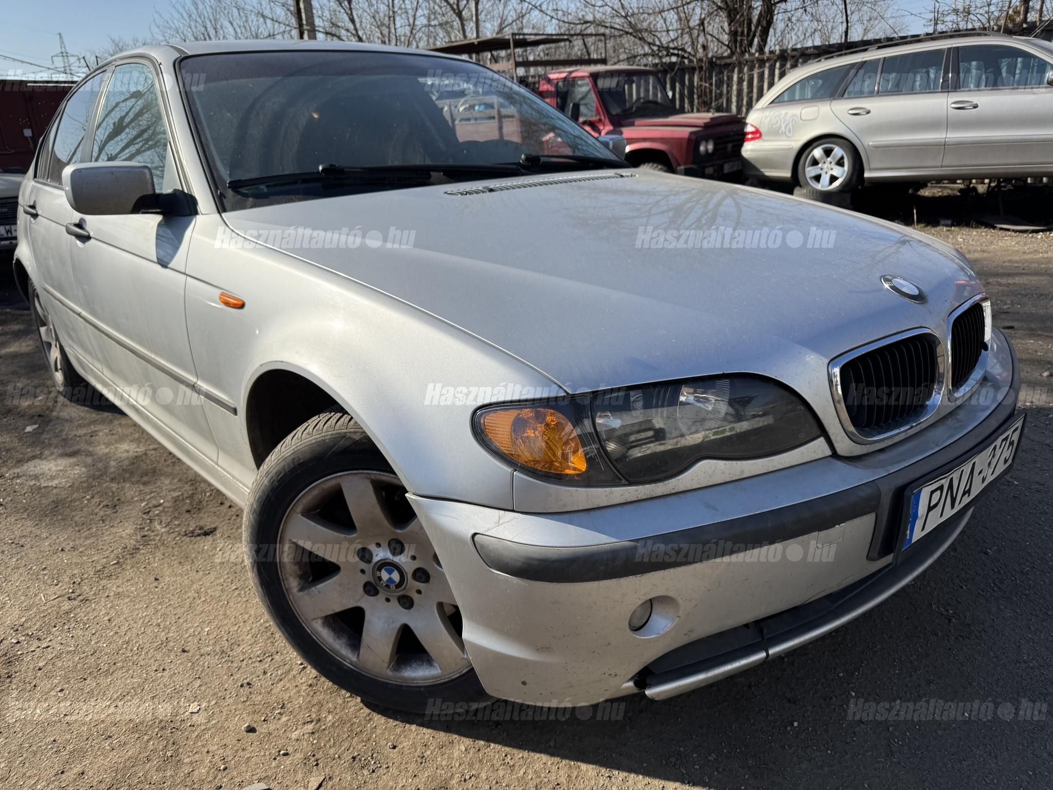 BMW 318 2002/6 - 1