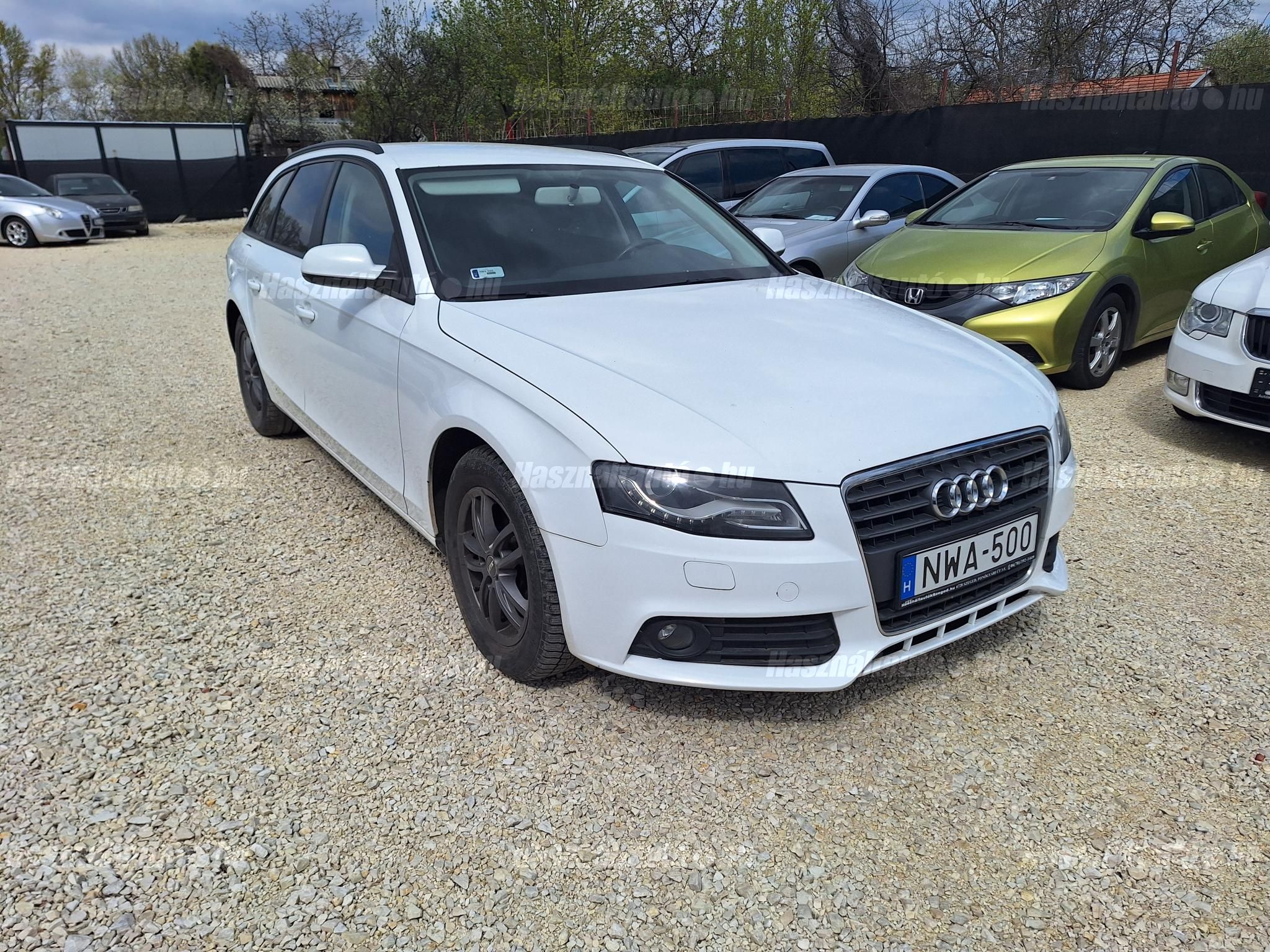 AUDI A4 2010/3 - 1