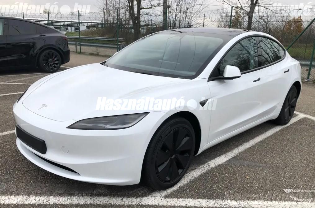 TESLA MODEL 3 2025 - 1