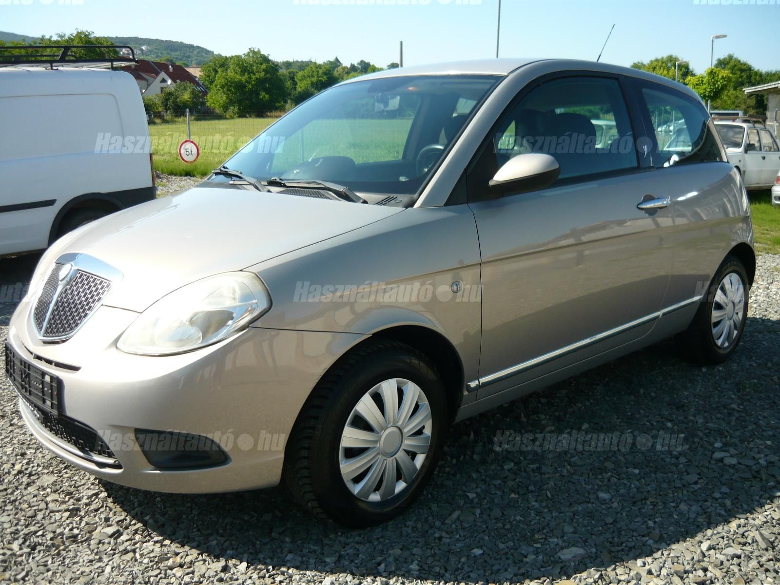 LANCIA YPSILON 2008/4 - 1