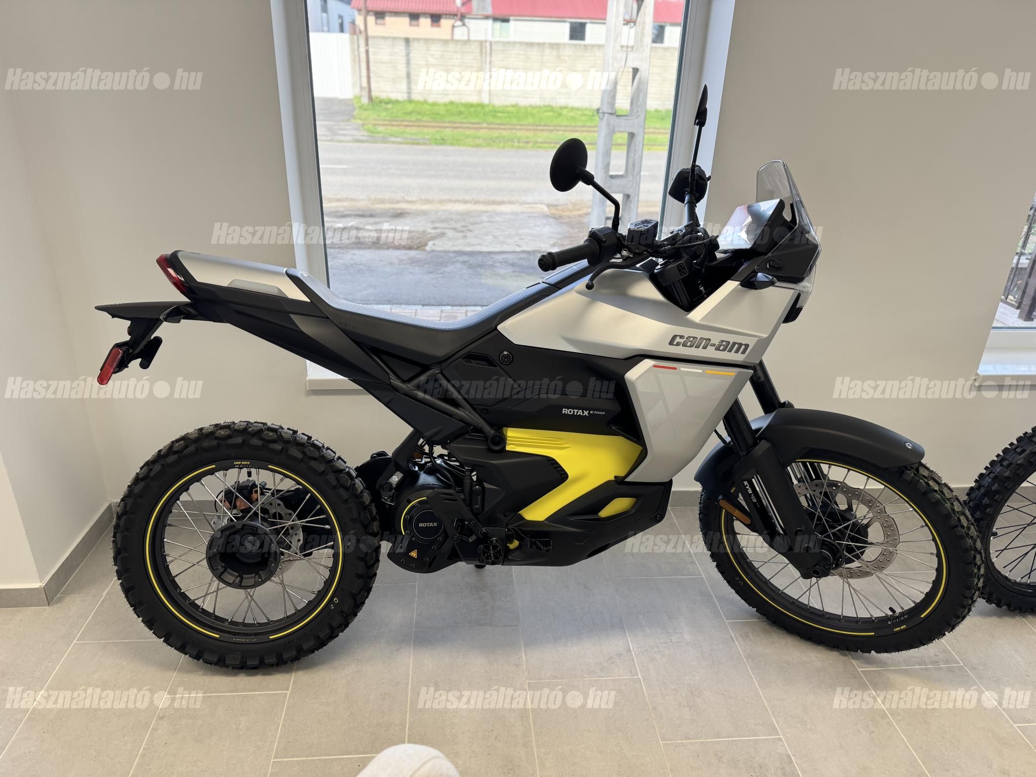CAN-AM EGYÉB 2026 - 1