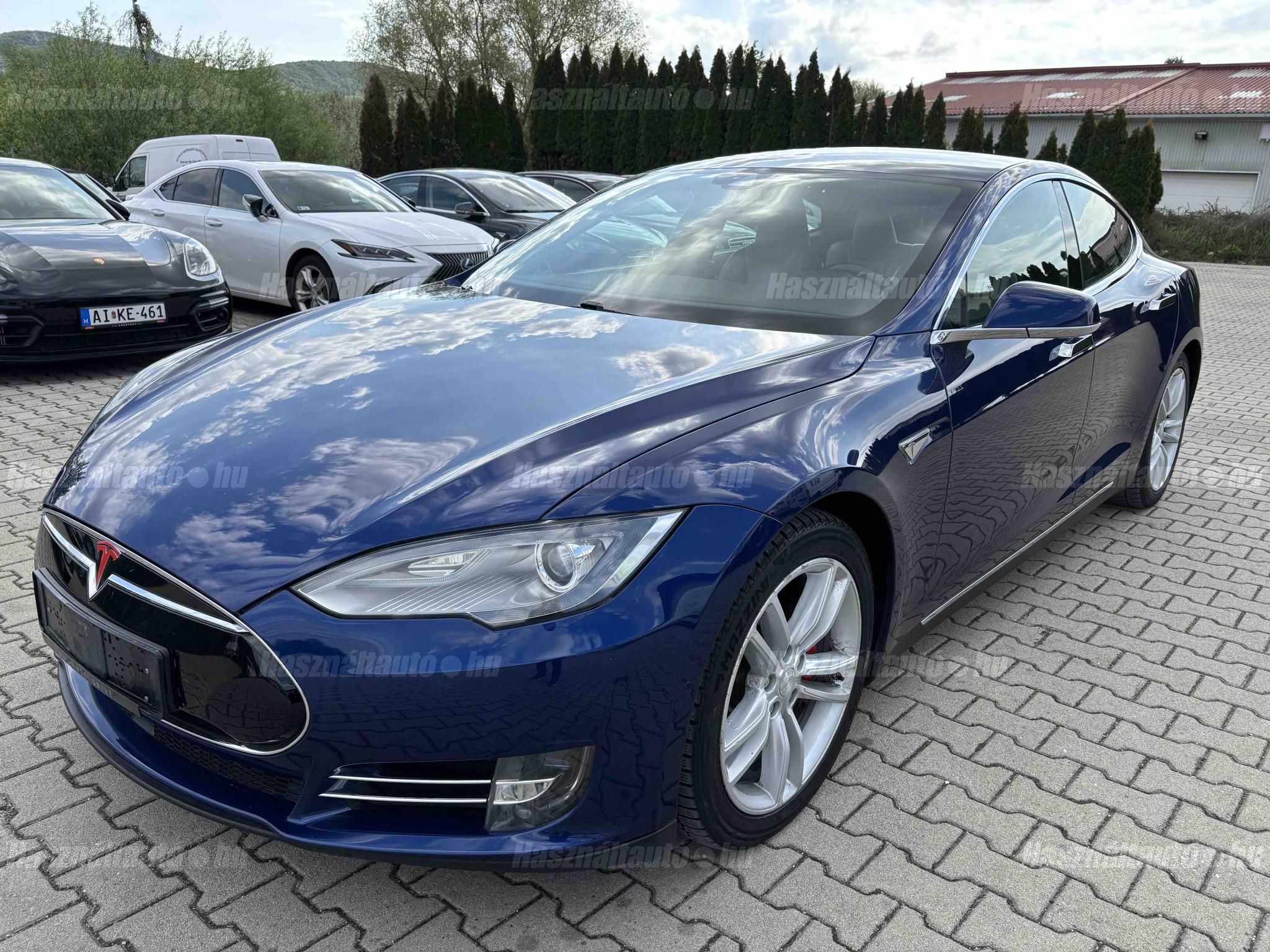 TESLA MODEL S 2016/5 - 1