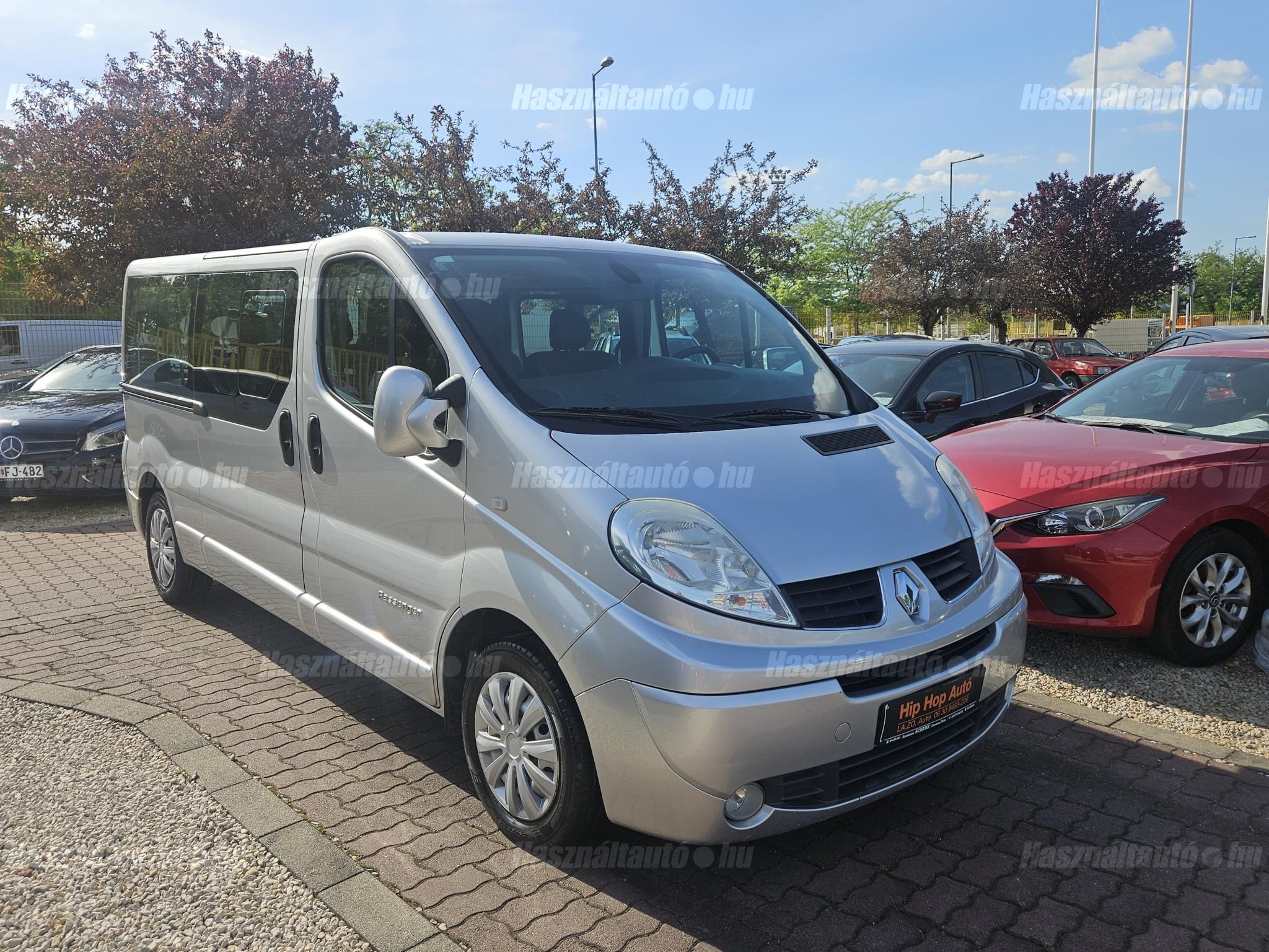 RENAULT TRAFIC 2011/11 - 1