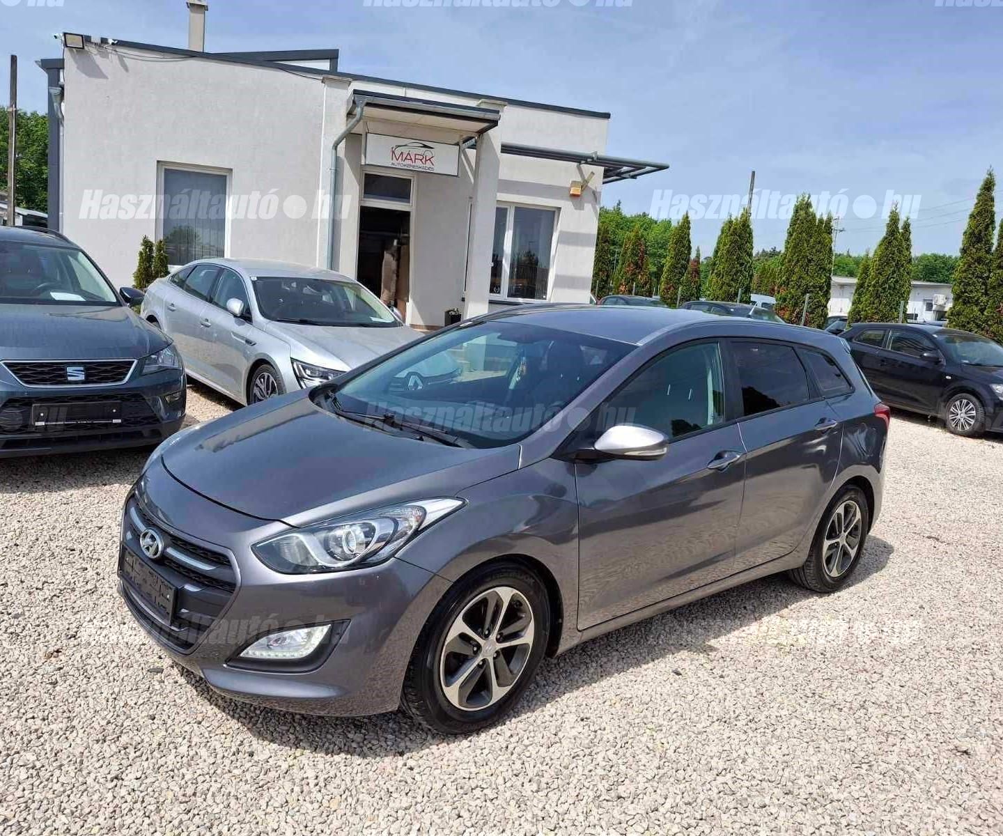 HYUNDAI I30 2013/4 - 1