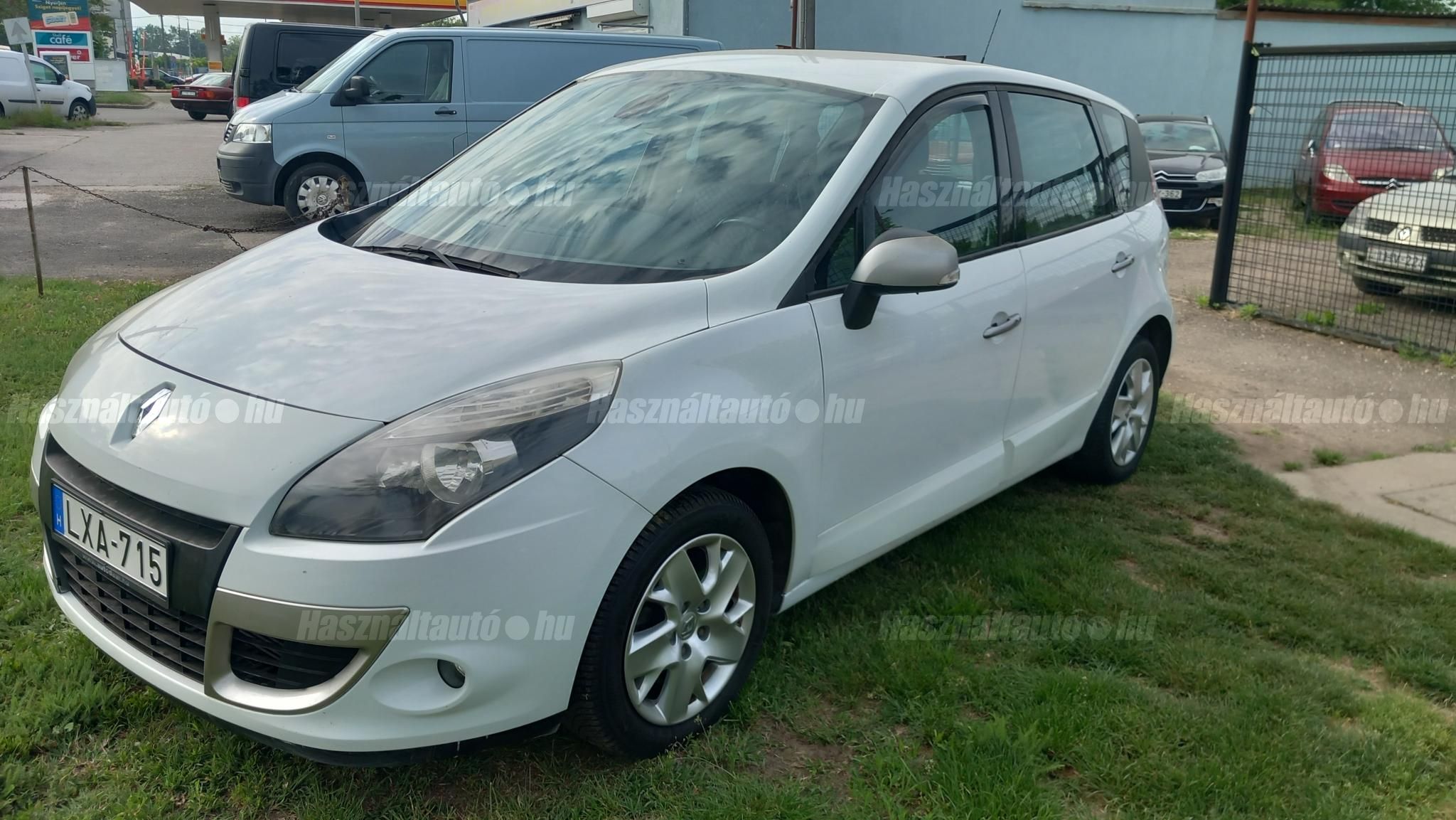RENAULT SCENIC 2011/7 - 1