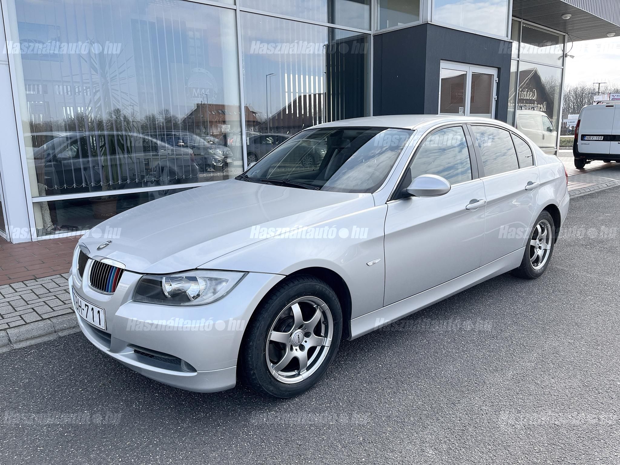 BMW 325 2008/3 - 1