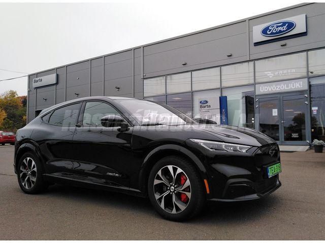 FORD MUSTANG MACH-E 2022/3 - 1