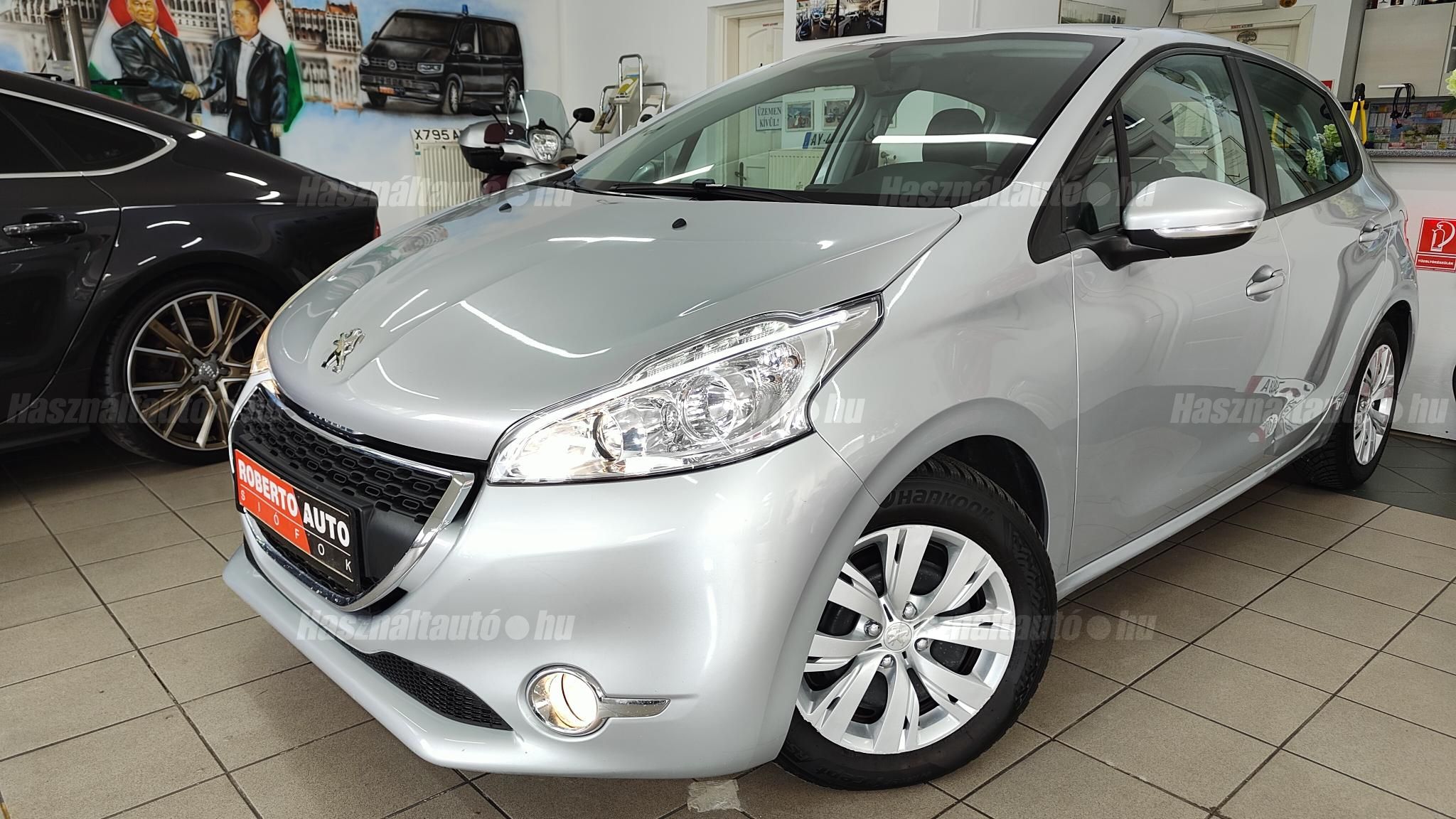 PEUGEOT 208 2012/9 - 1
