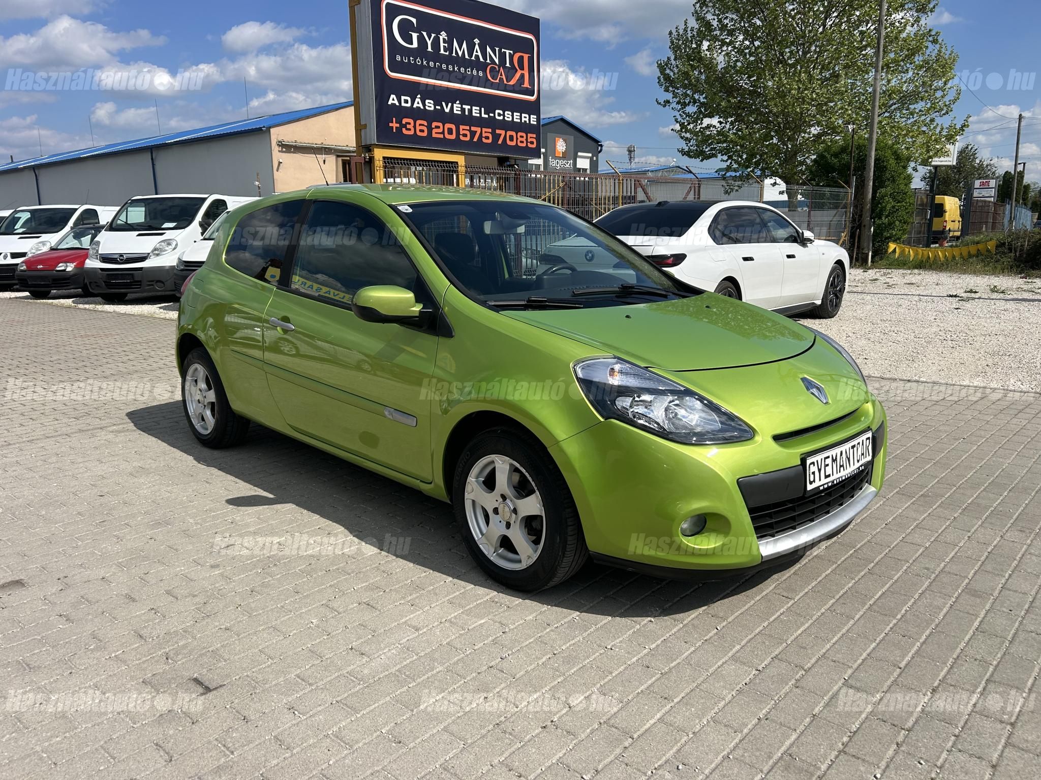 RENAULT CLIO 2009/9 - 1