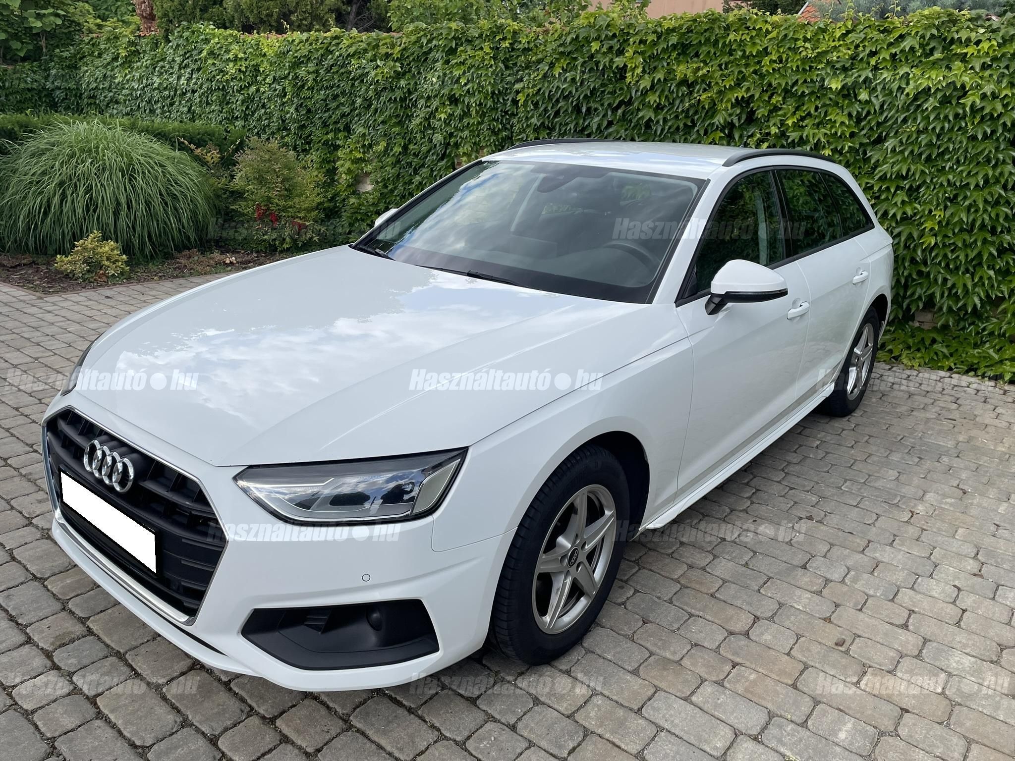 AUDI A4 2022/1 - 1