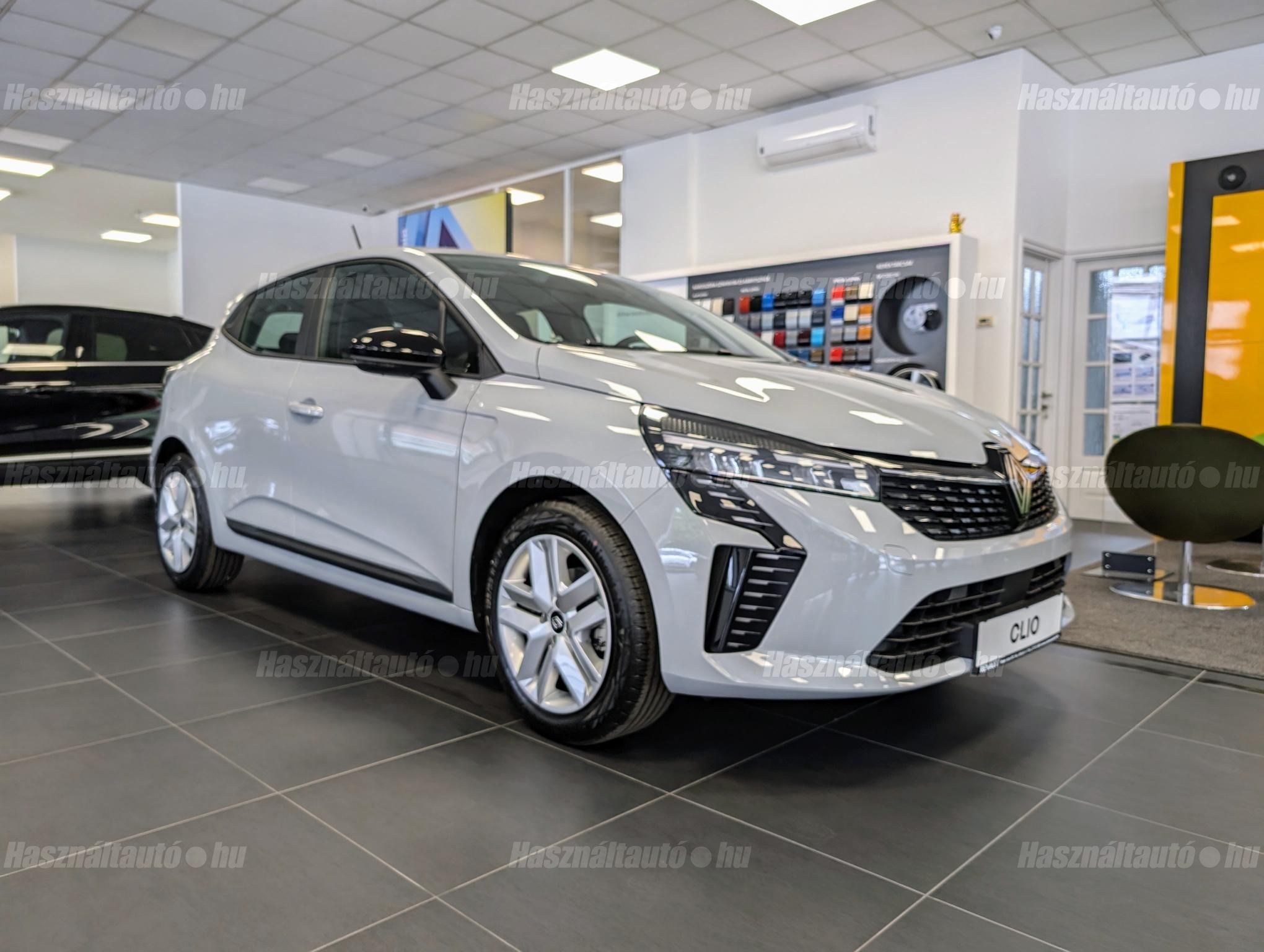 RENAULT CLIO 2025 - 1