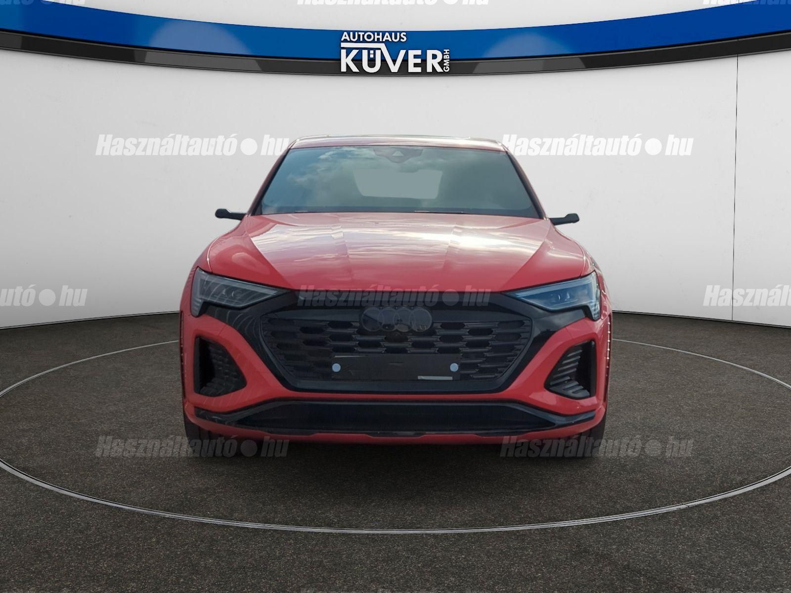 AUDI Q8 2023/8 - 1