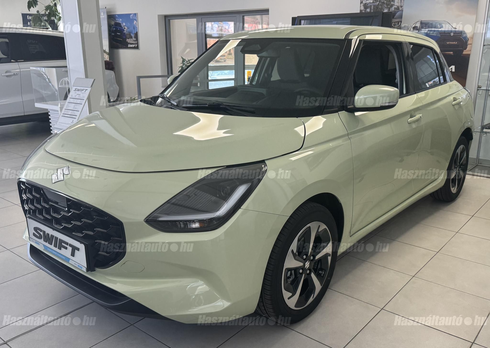 SUZUKI SWIFT 2025/2 - 1