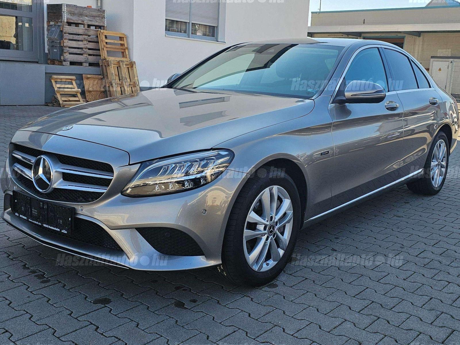 MERCEDES-BENZ C 300 2021/1 - 1