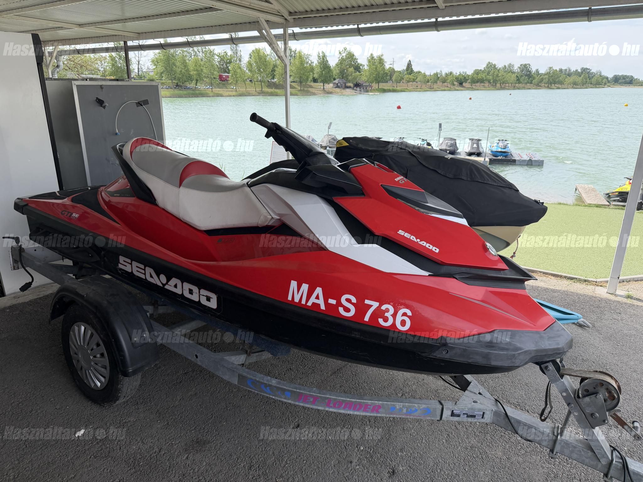 SEA-DOO 2011 - 1