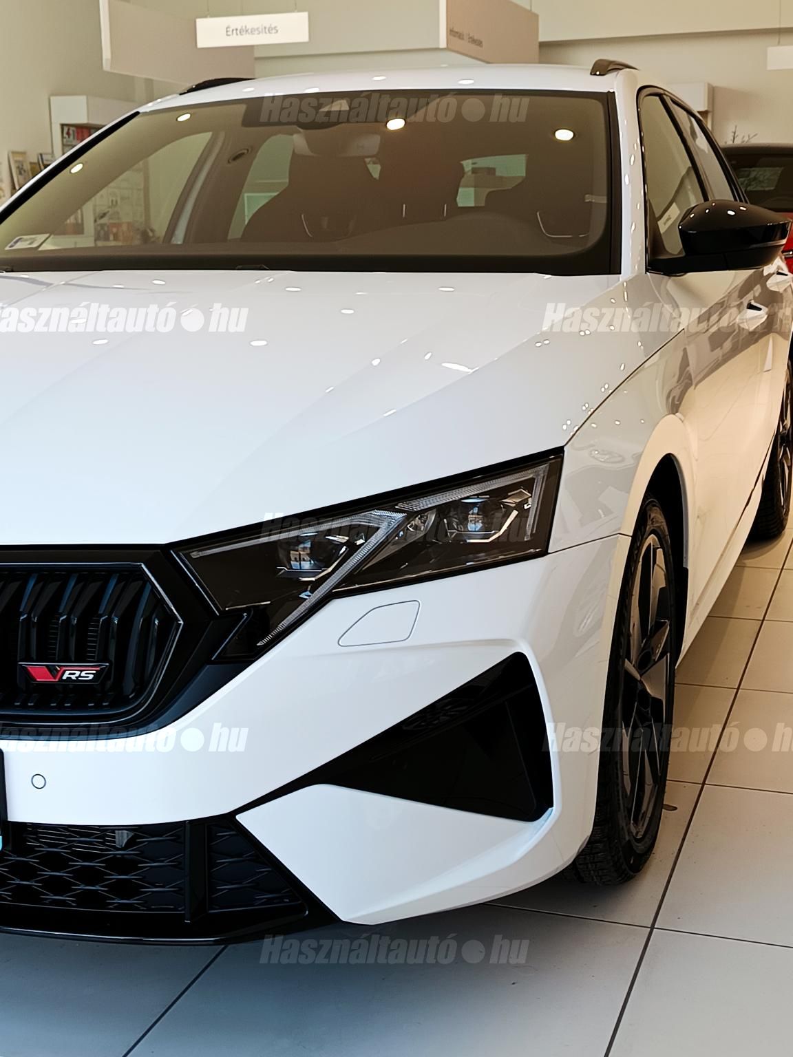 SKODA OCTAVIA 2025 - 1