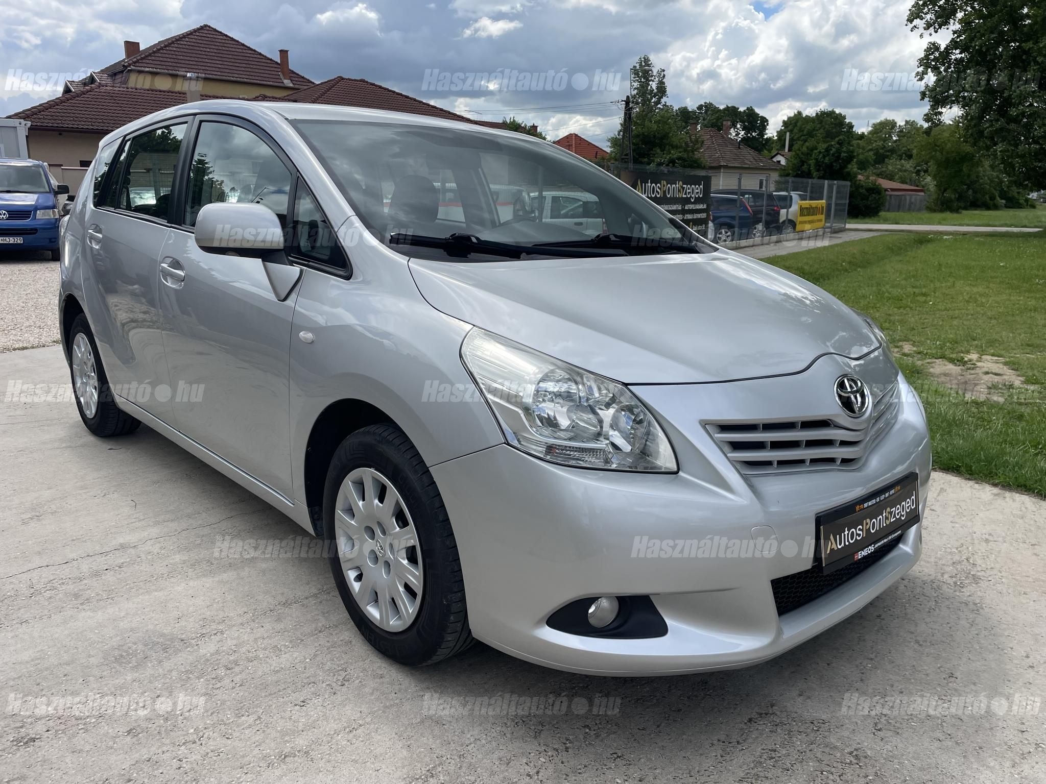TOYOTA VERSO 2011/1 - 1