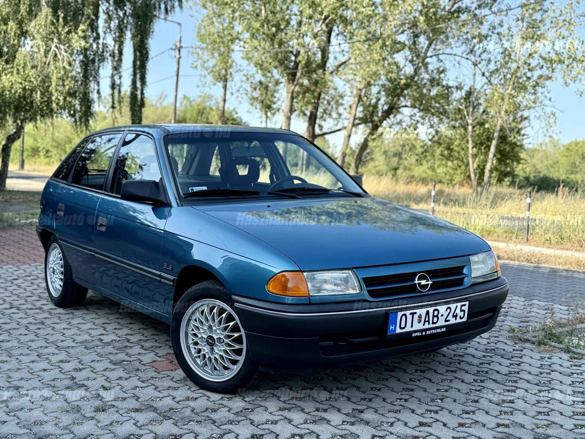 OPEL ASTRA F 1992/10 - 1