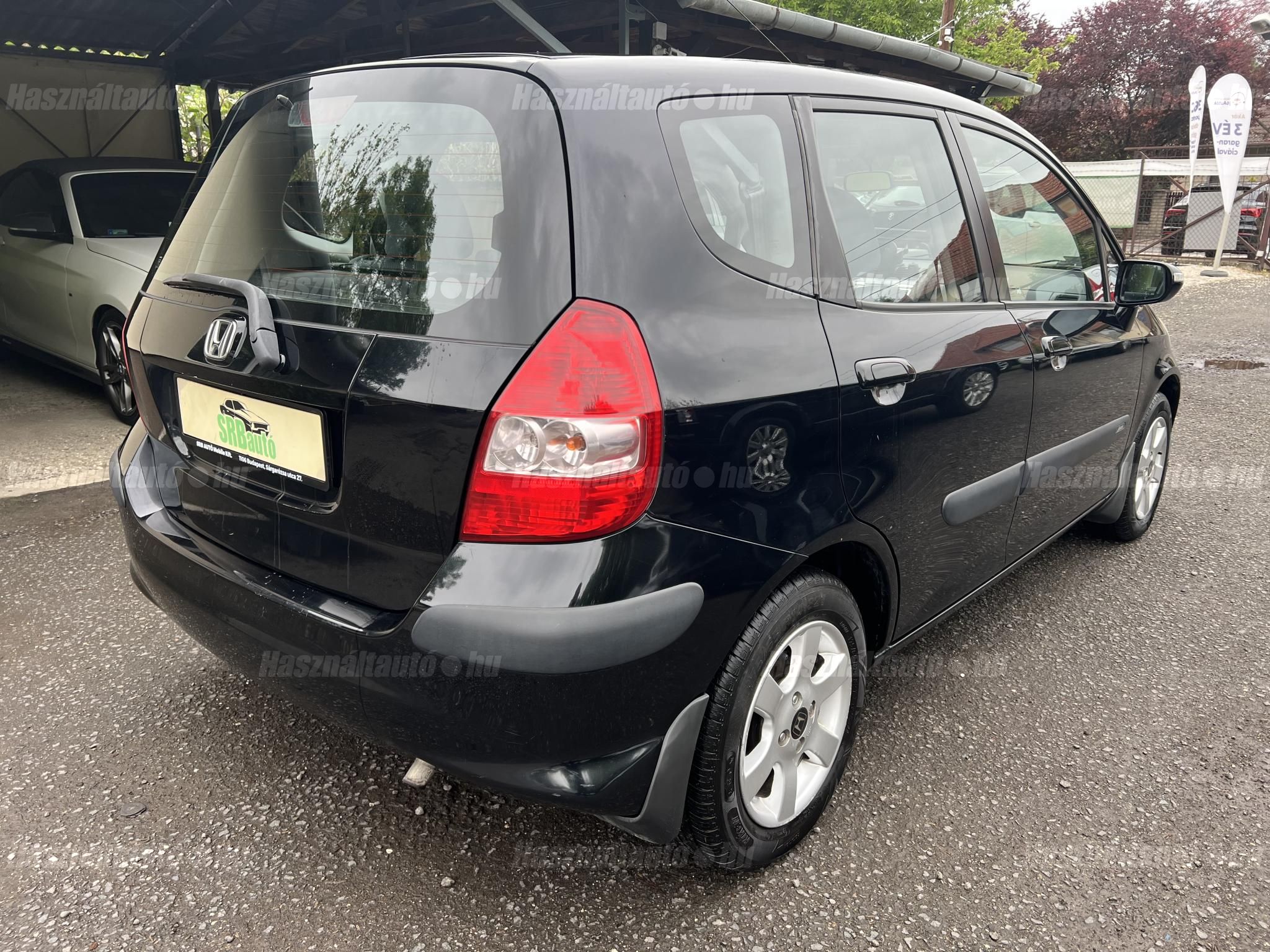 Eladó HONDA JAZZ Egyterű (2006)