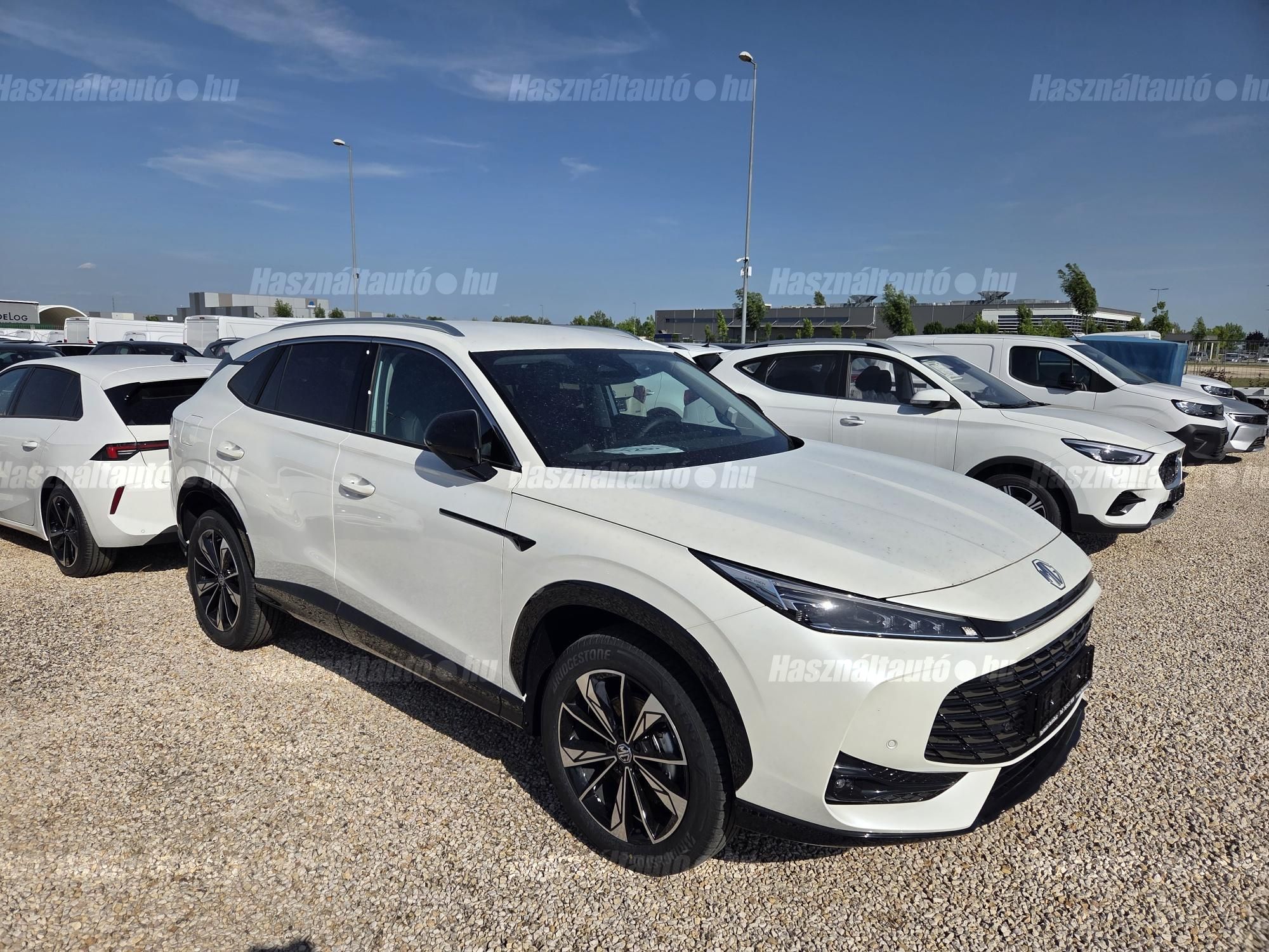 MG HS 2025/6 - 1