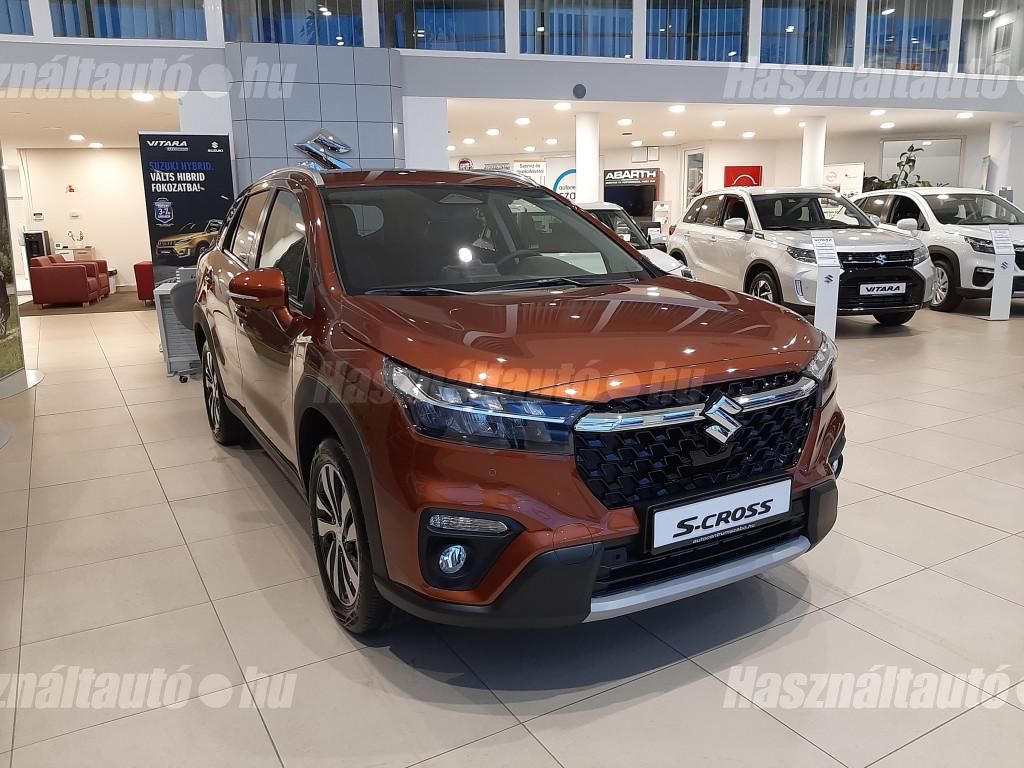 SUZUKI S-CROSS 2026 - 1