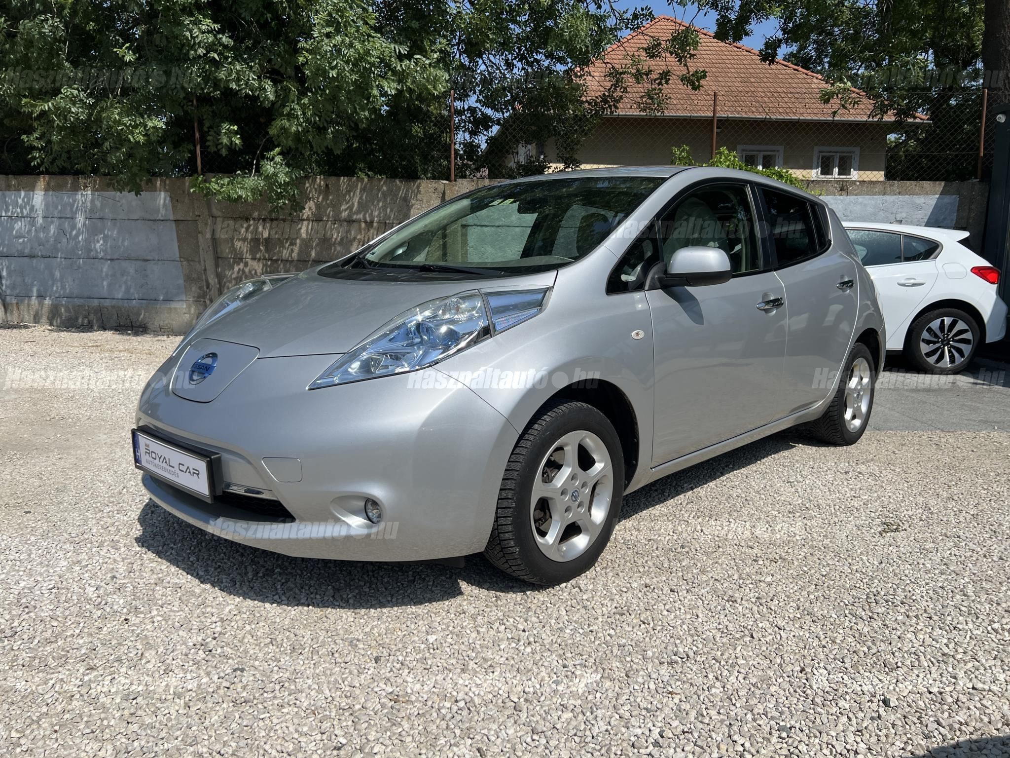 NISSAN LEAF 2013/3 - 1