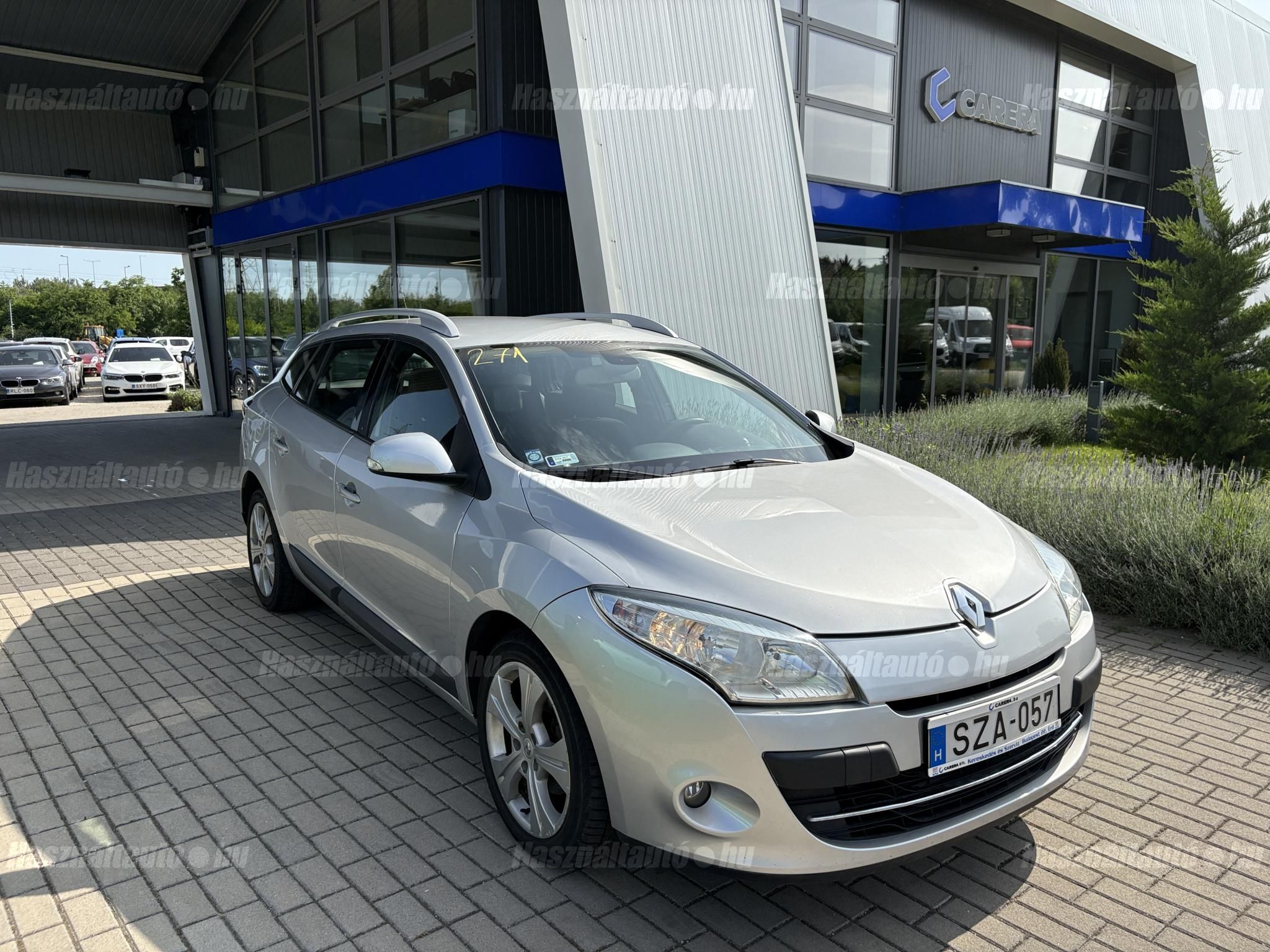 RENAULT MEGANE 2012/2 - 1