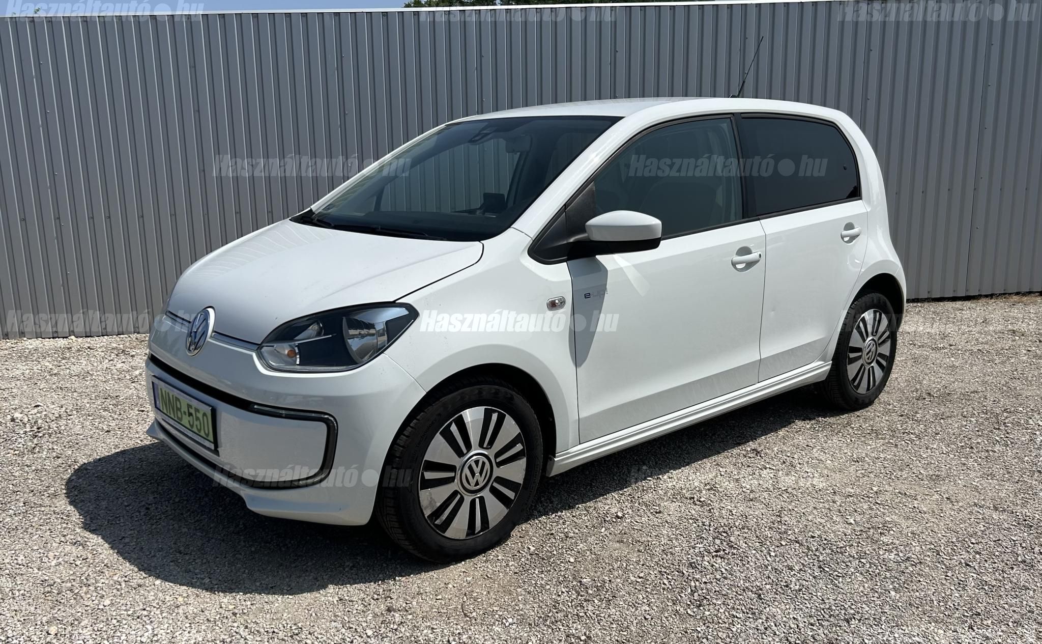 VOLKSWAGEN UP 2016/6 - 1