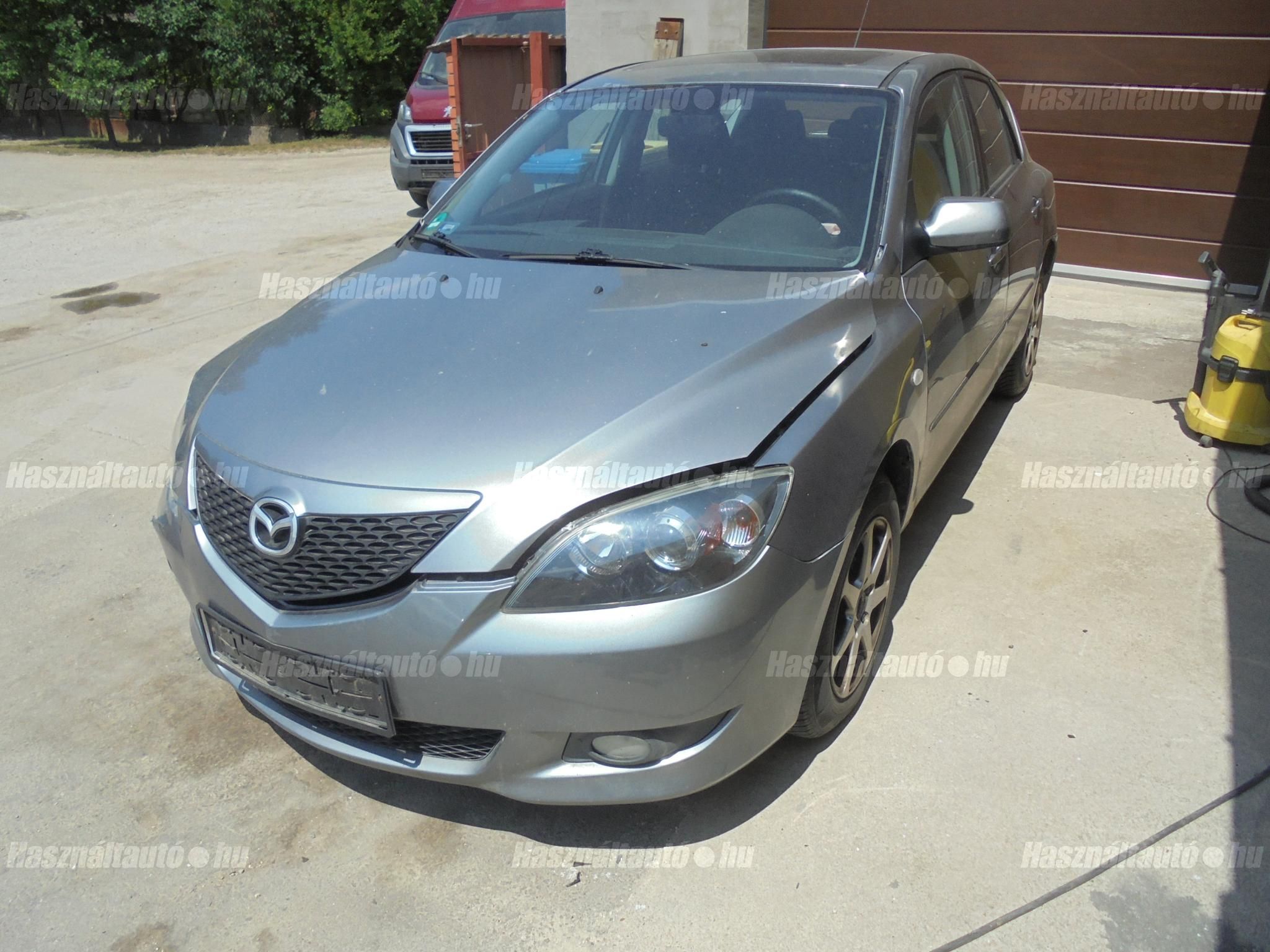 MAZDA 3 2004 - 1