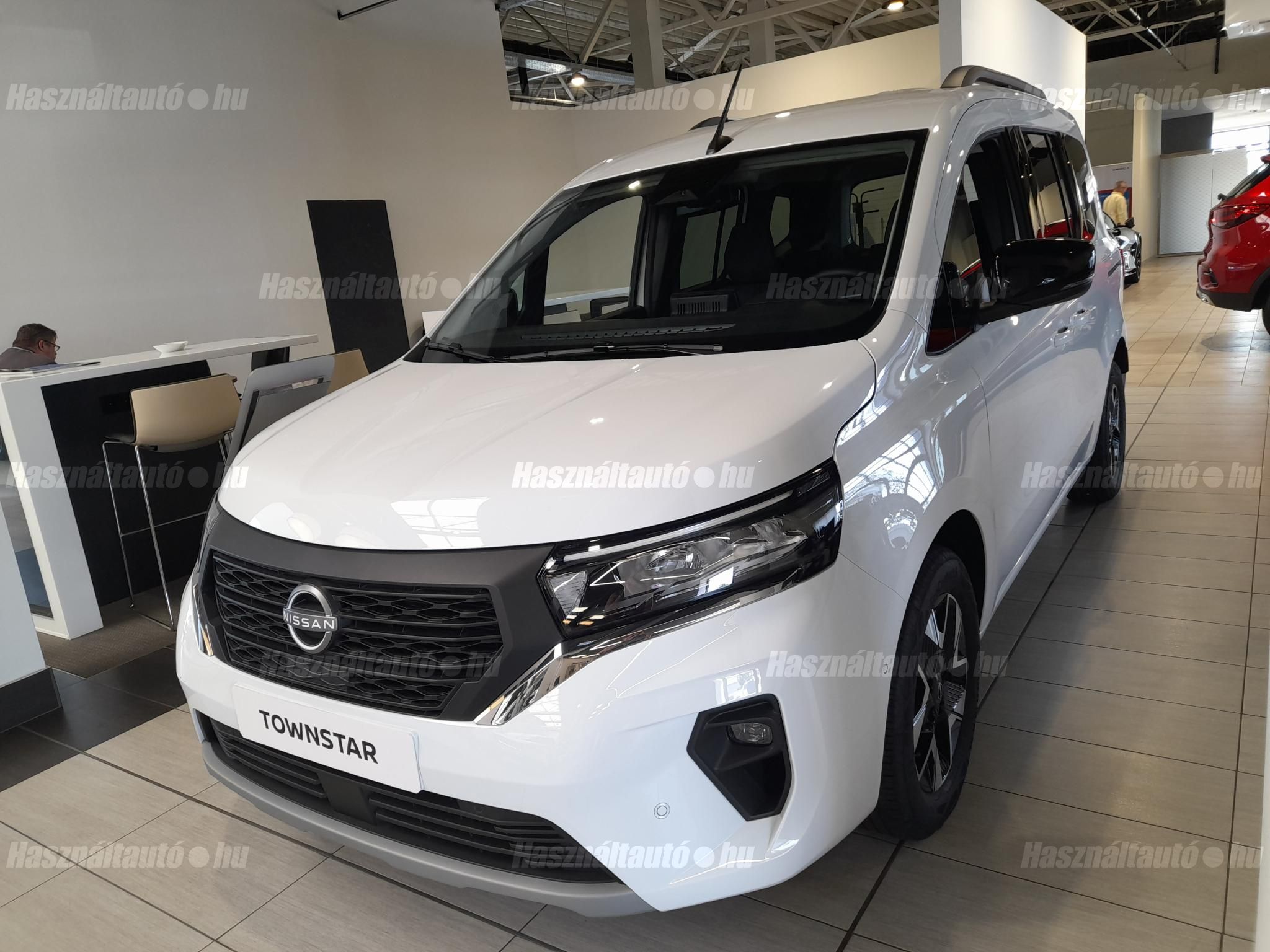 NISSAN TOWNSTAR 2025 - 1