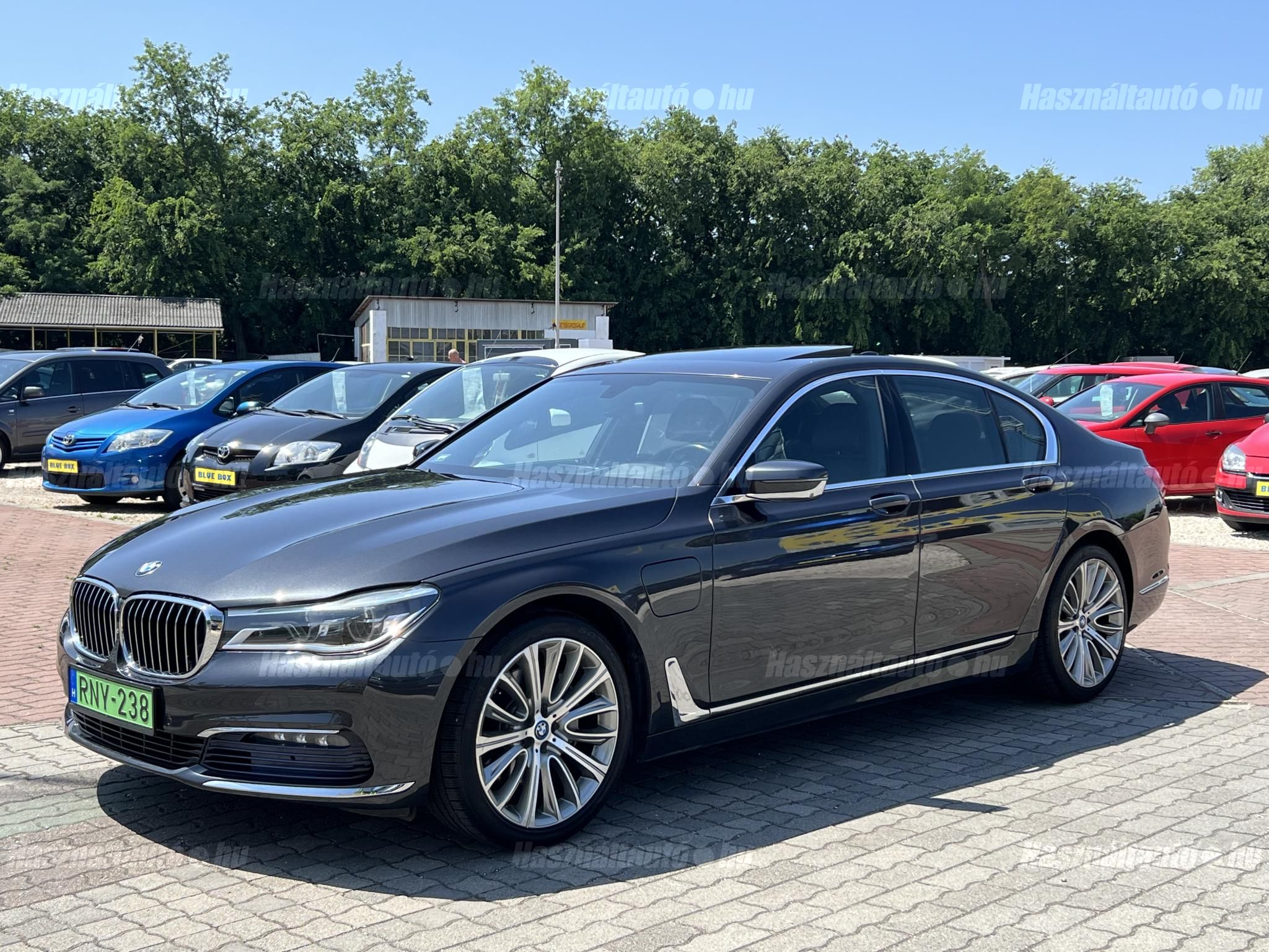 BMW 740 2017/3 - 1