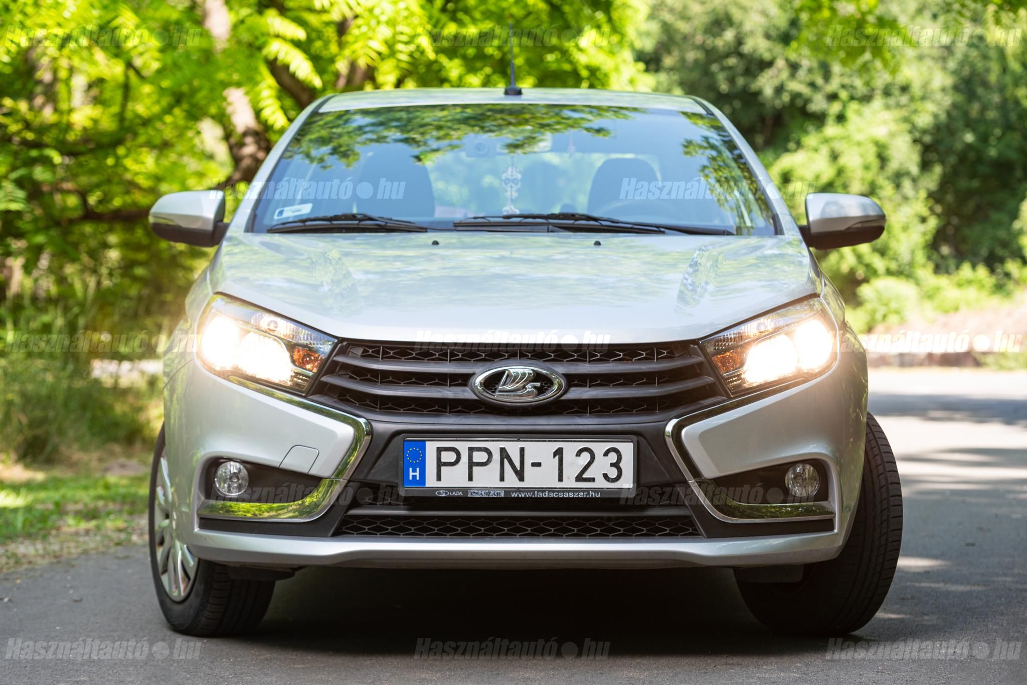 LADA VESTA 2017/12 - 1