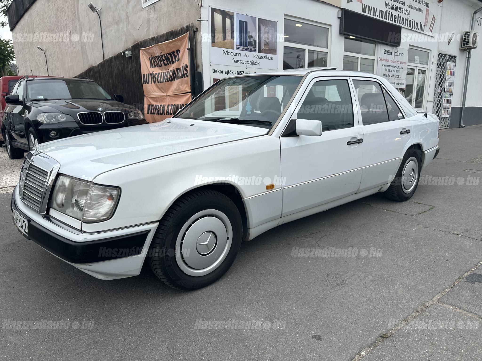 MERCEDES-BENZ 200 1989/10 - 1