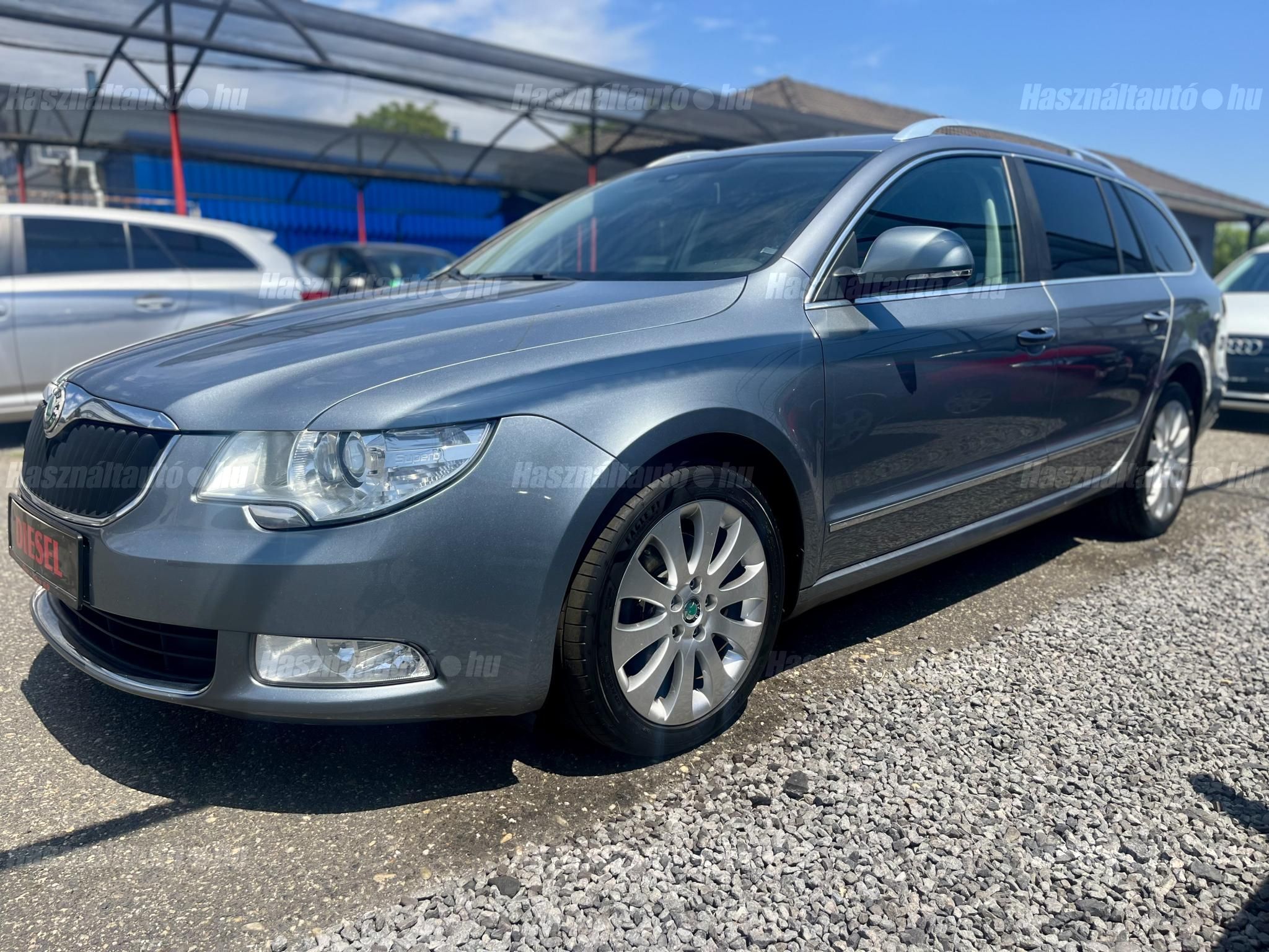 SKODA SUPERB 2012/7 - 1