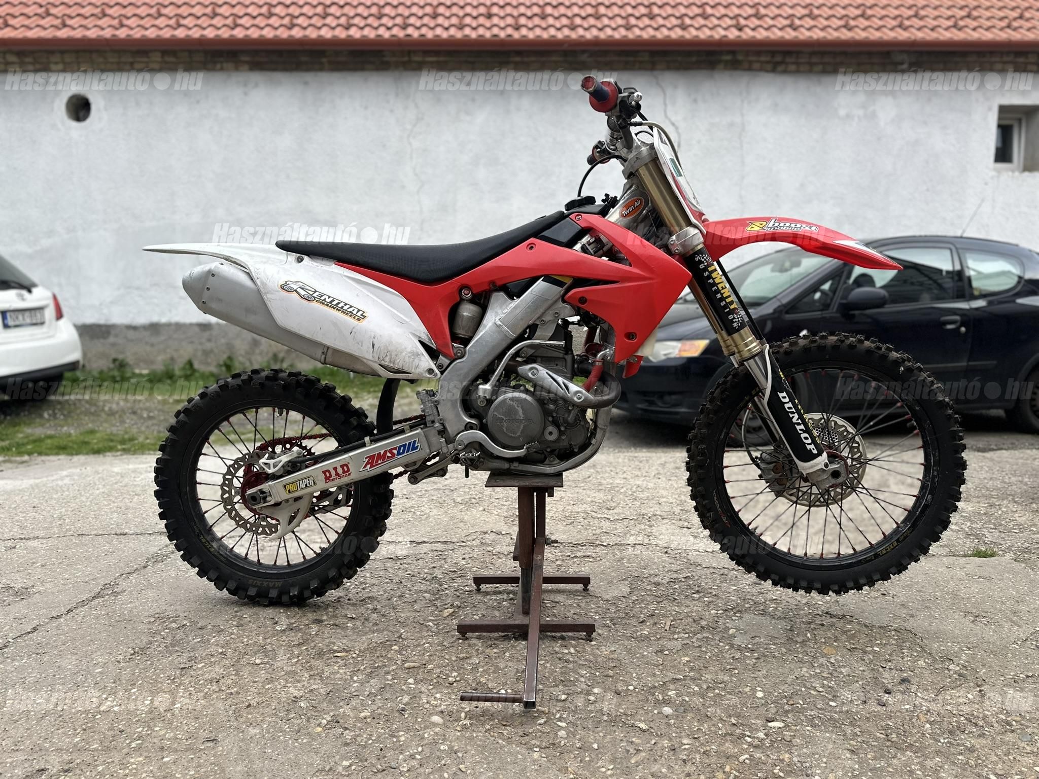 HONDA CRF 250 R 2012/8 - 1