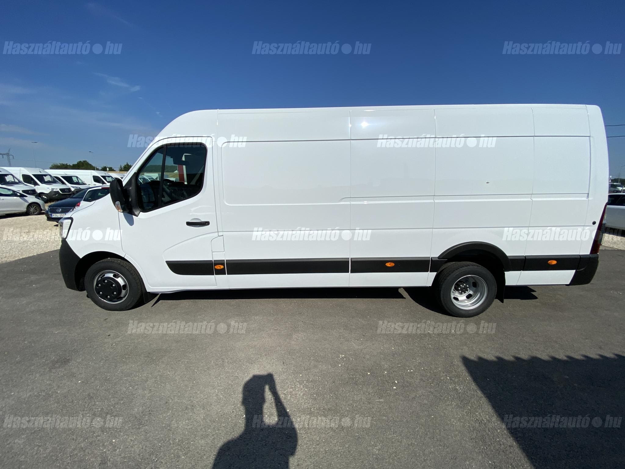 RENAULT 2025 - 1