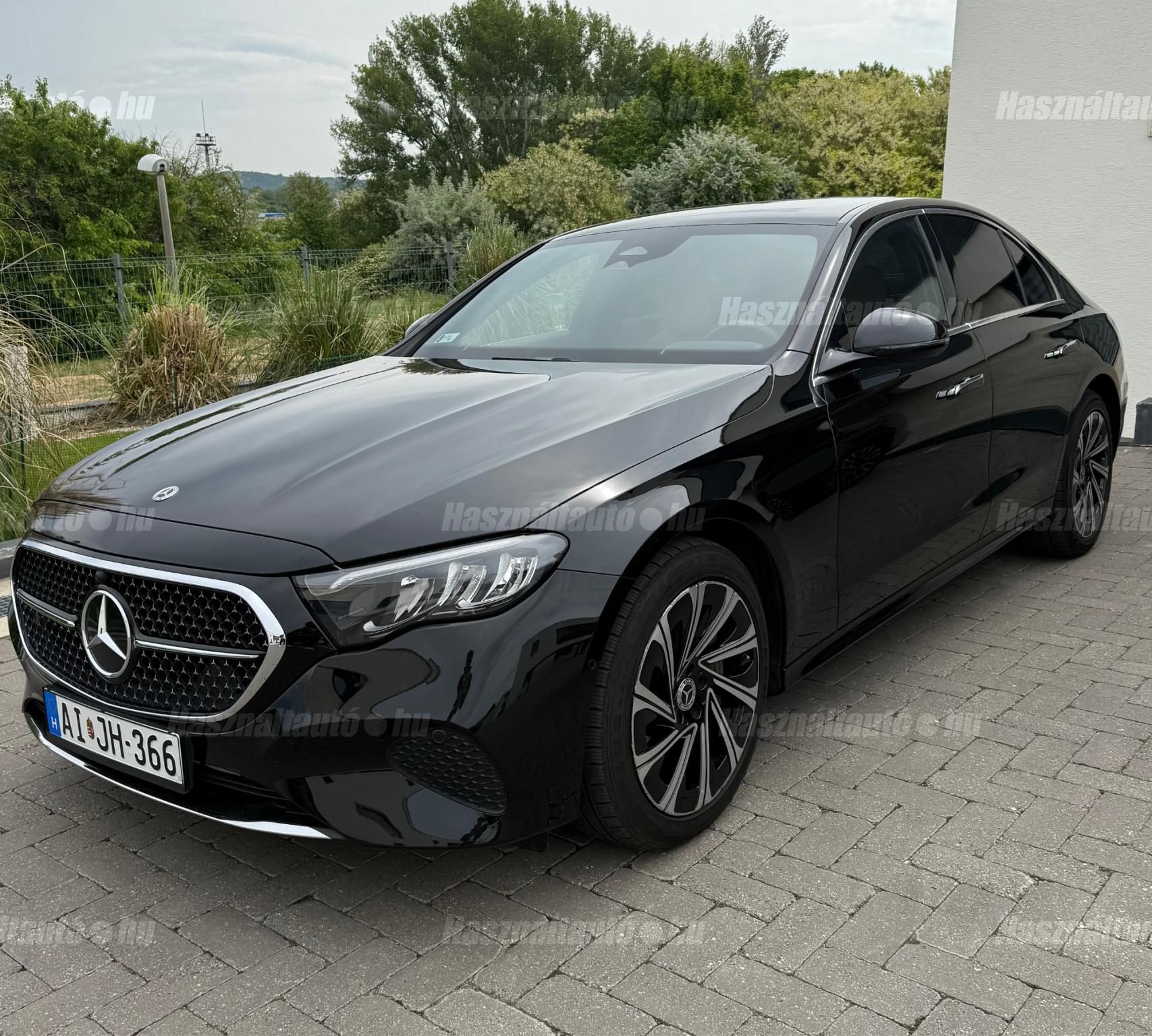 MERCEDES-BENZ E 300 2023/11 - 1