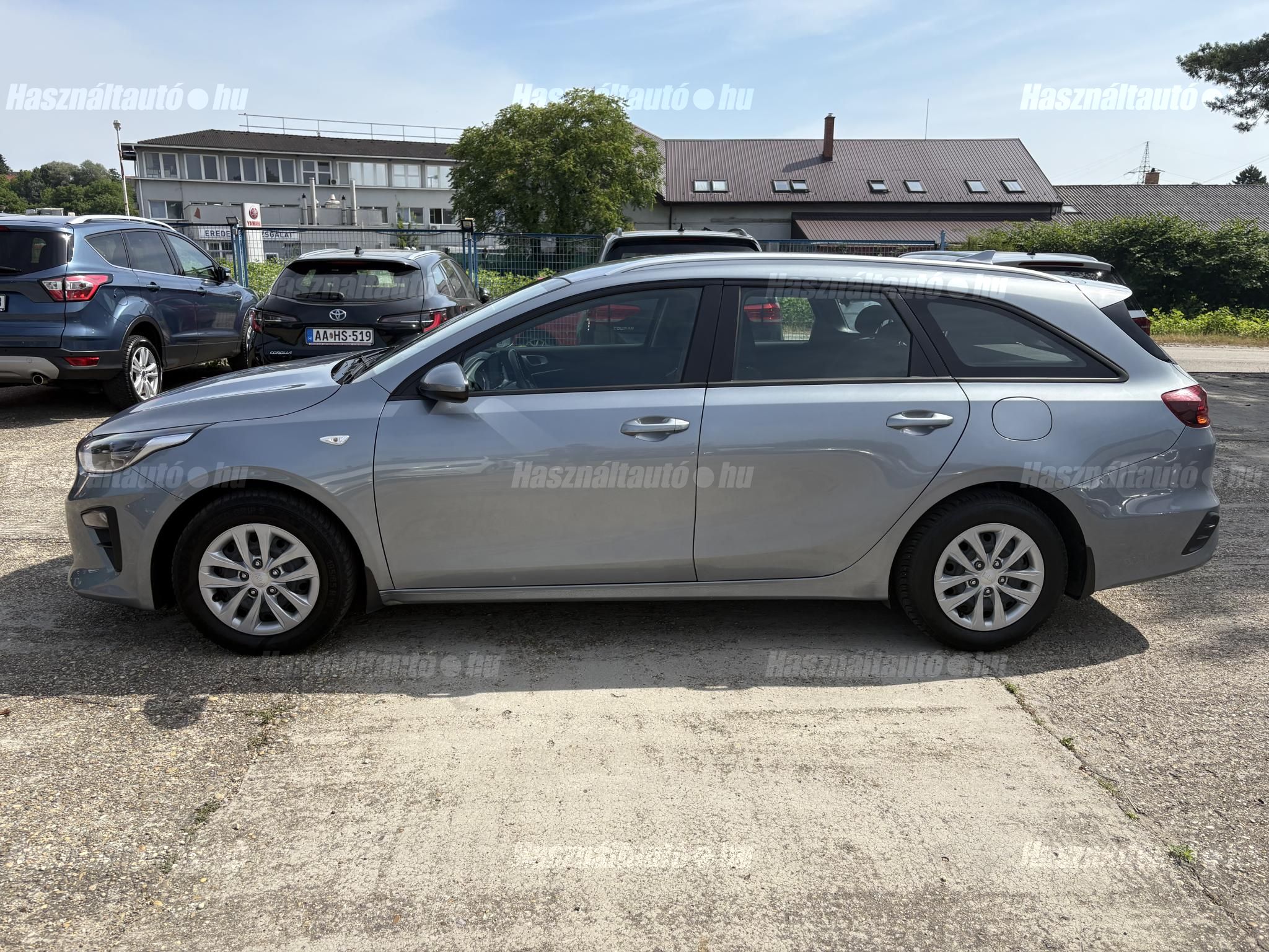 KIA CEE'D 2021/7 - 1