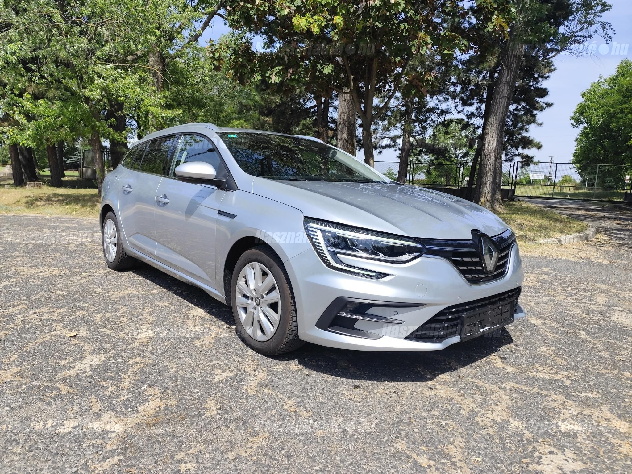 RENAULT MEGANE 2021/4 - 1