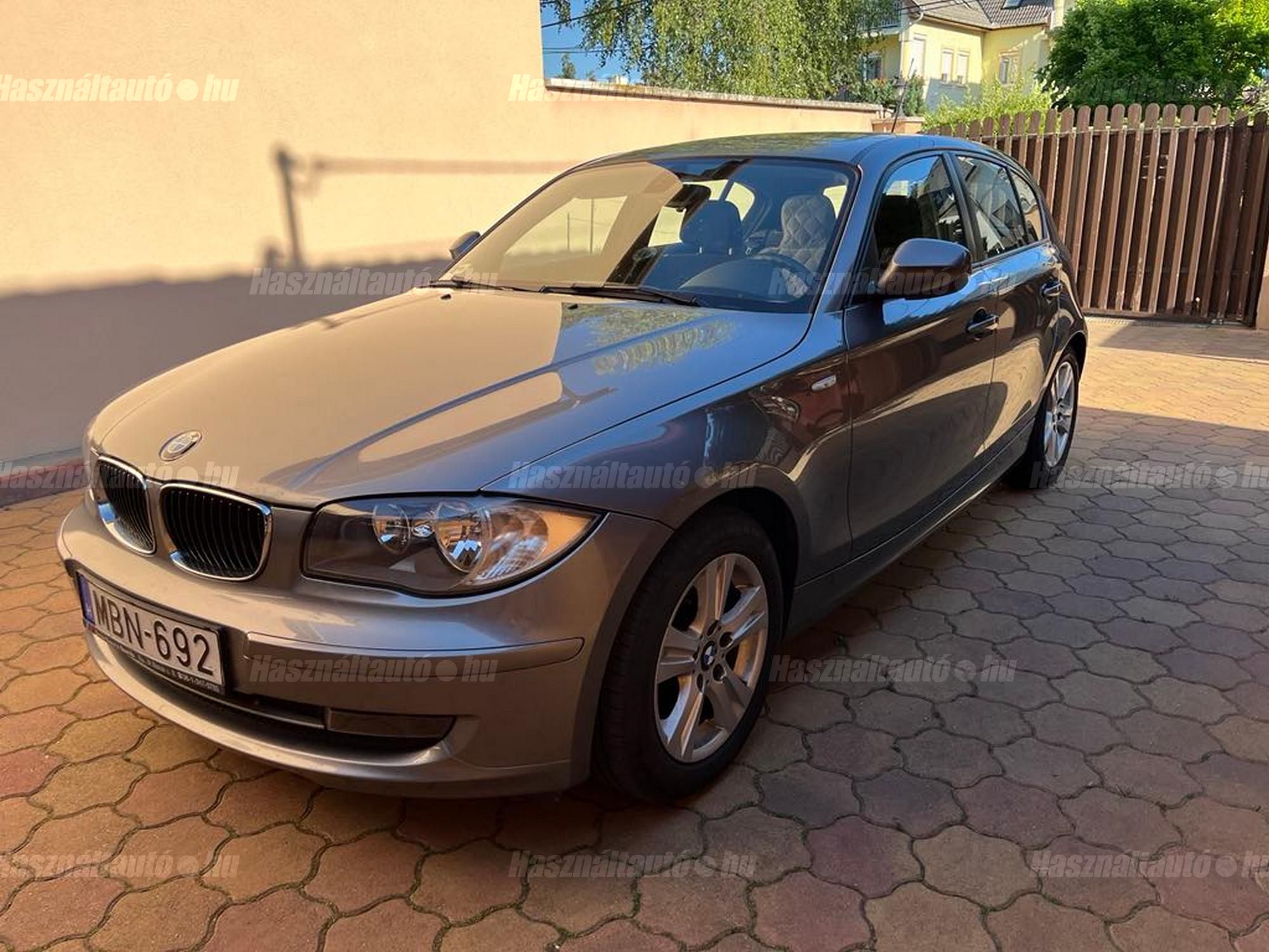 BMW 118 2011/3 - 1